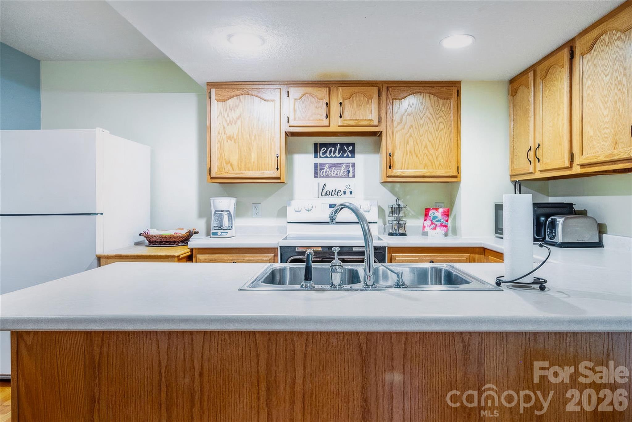 7 Oak Hollow Drive Property Photo 37