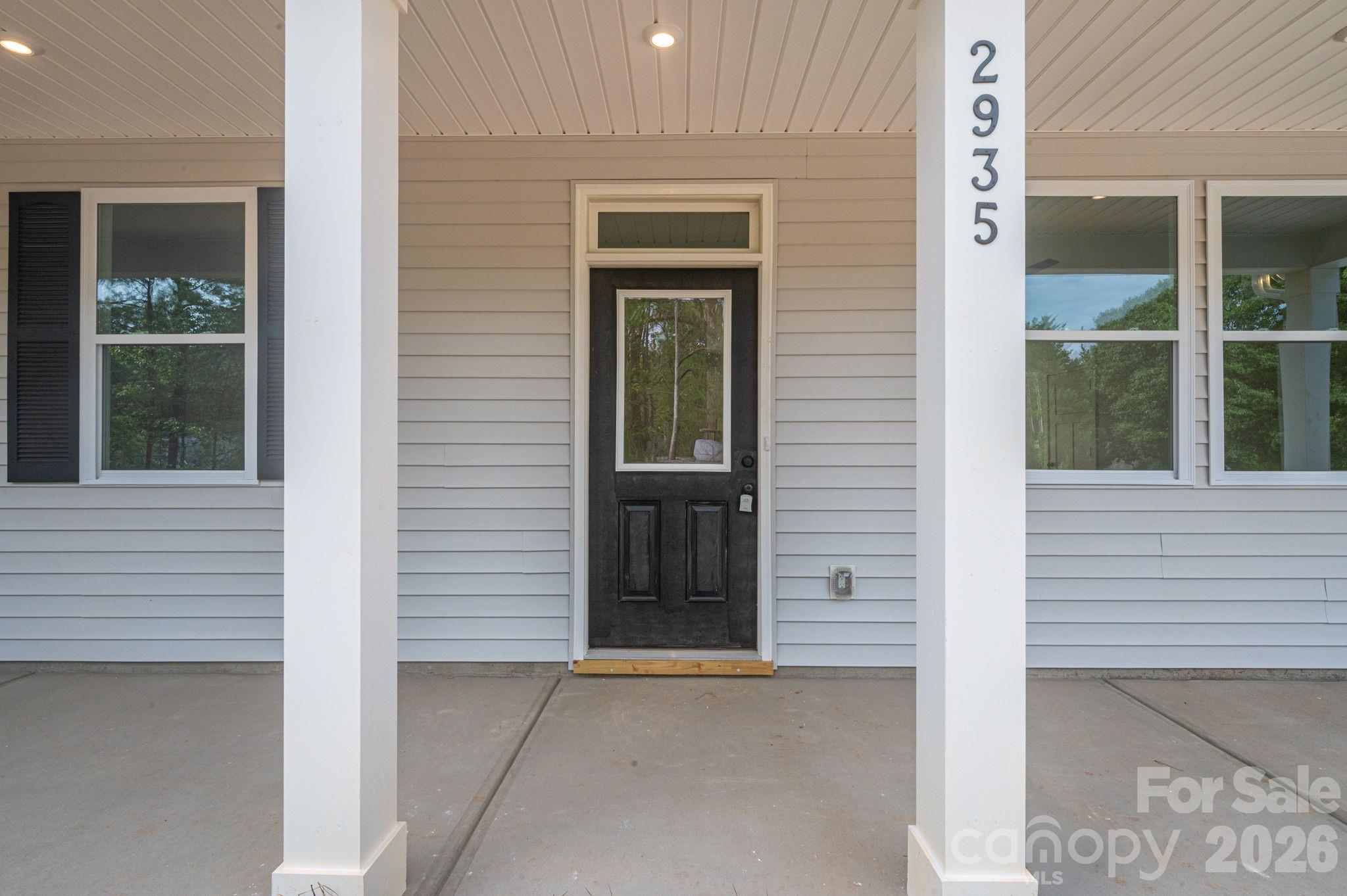 2935 Heavners Farm Court Property Photo 3