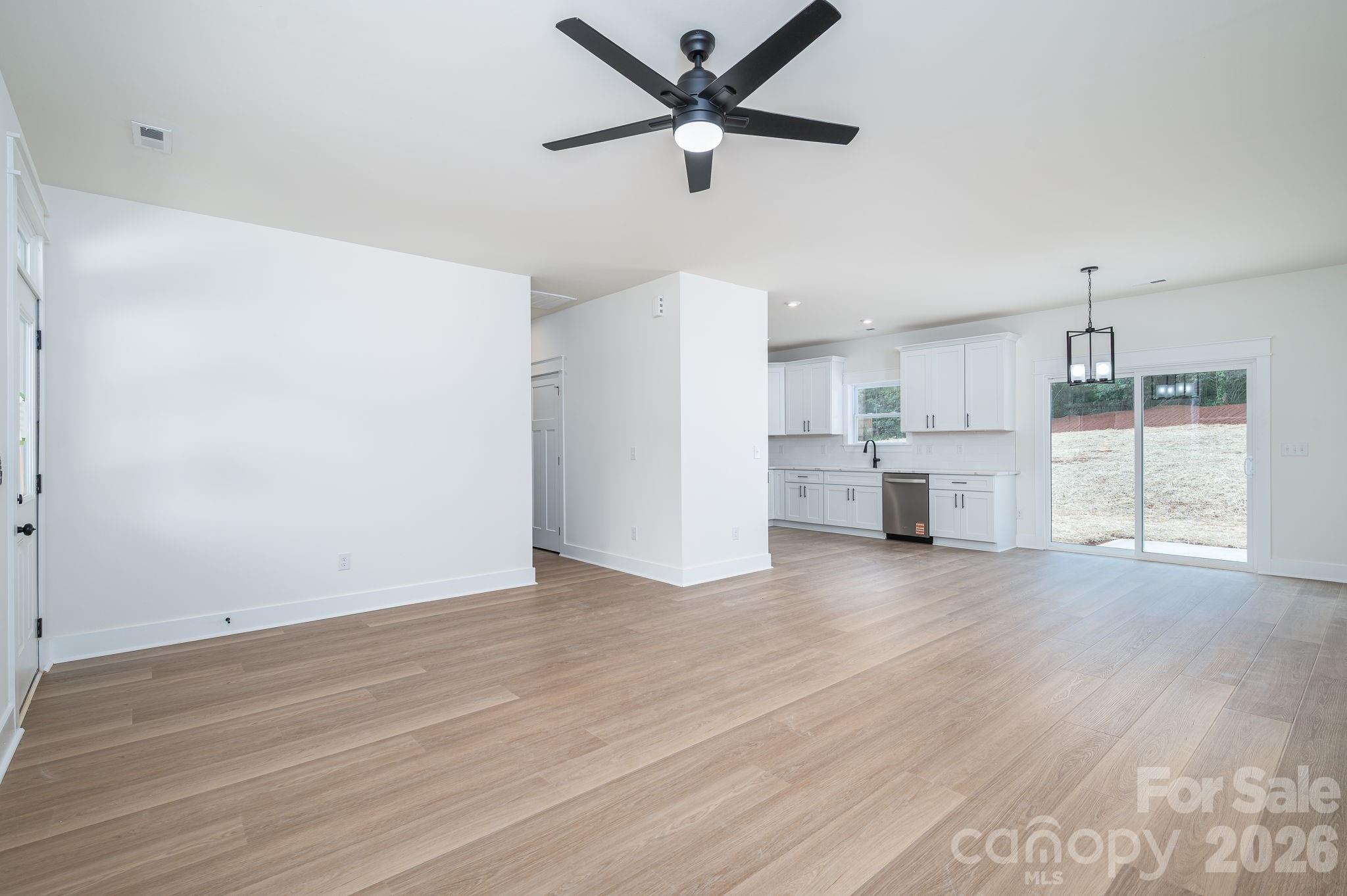 2935 Heavners Farm Court Property Photo 4