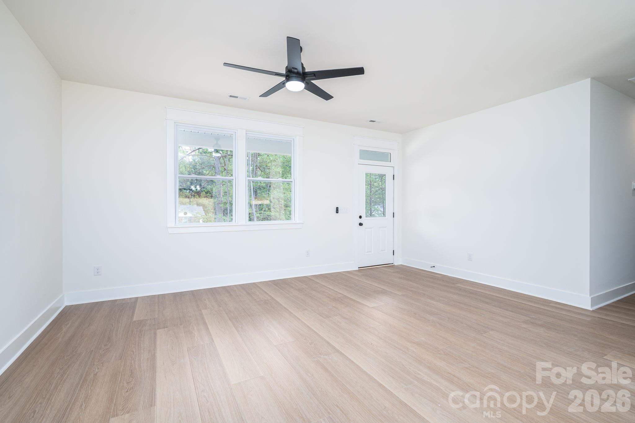 2935 Heavners Farm Court Property Photo 5