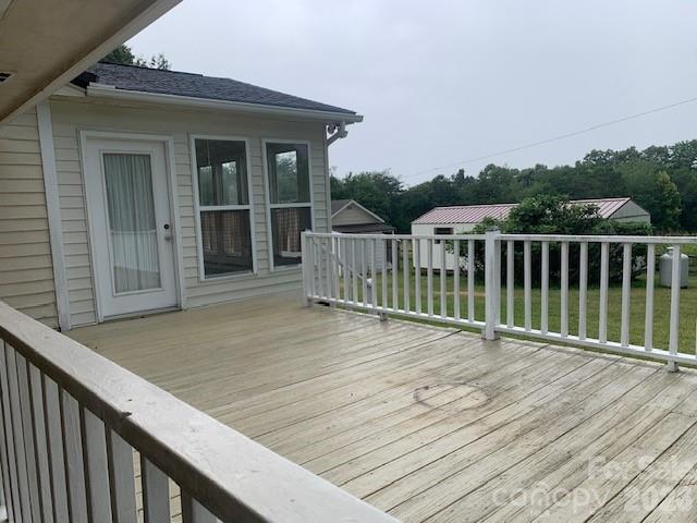189 Valet Court Property Photo 6