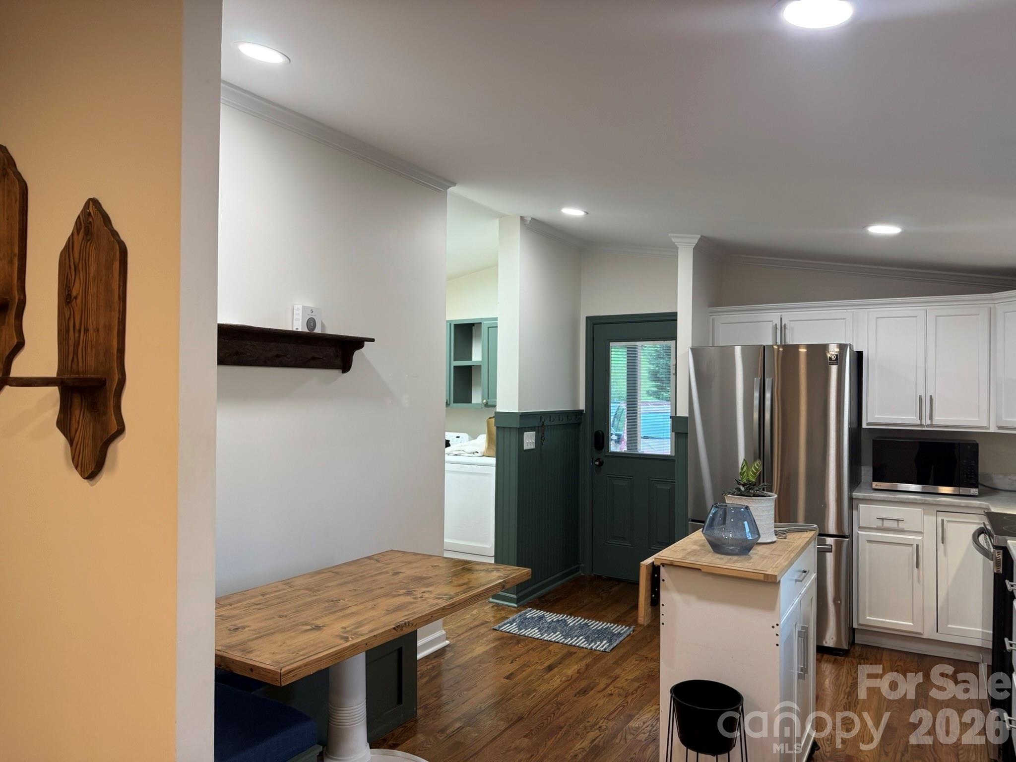 213 Sandy Creek Court Property Photo 17