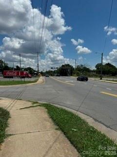 120 S Hoskins Road Property Photo 4
