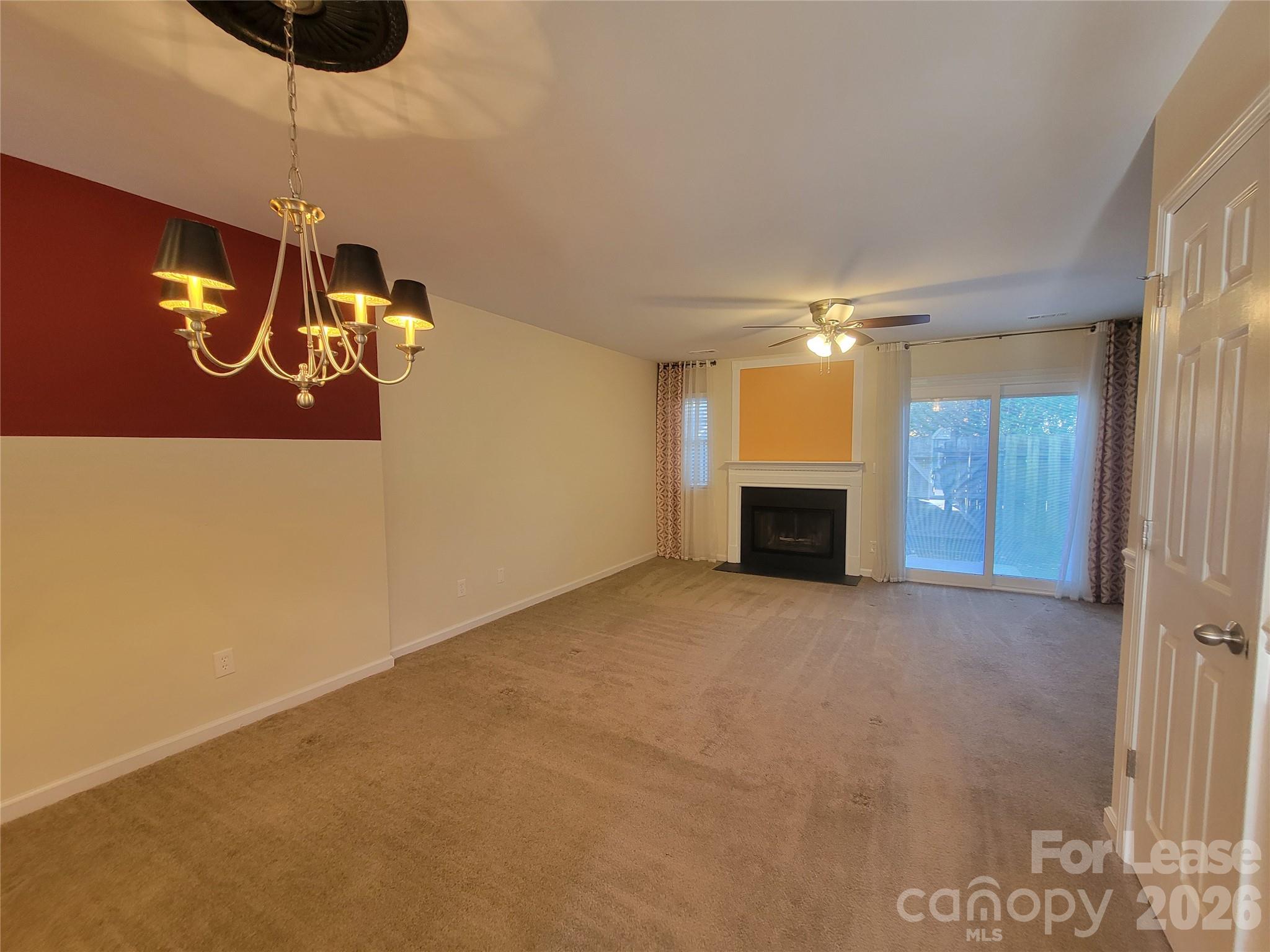 3811 Mosscroft Lane Property Photo 7