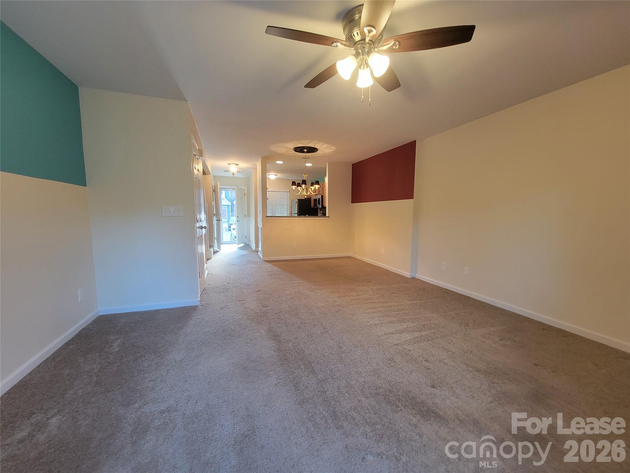 3811 Mosscroft Lane Property Photo 9