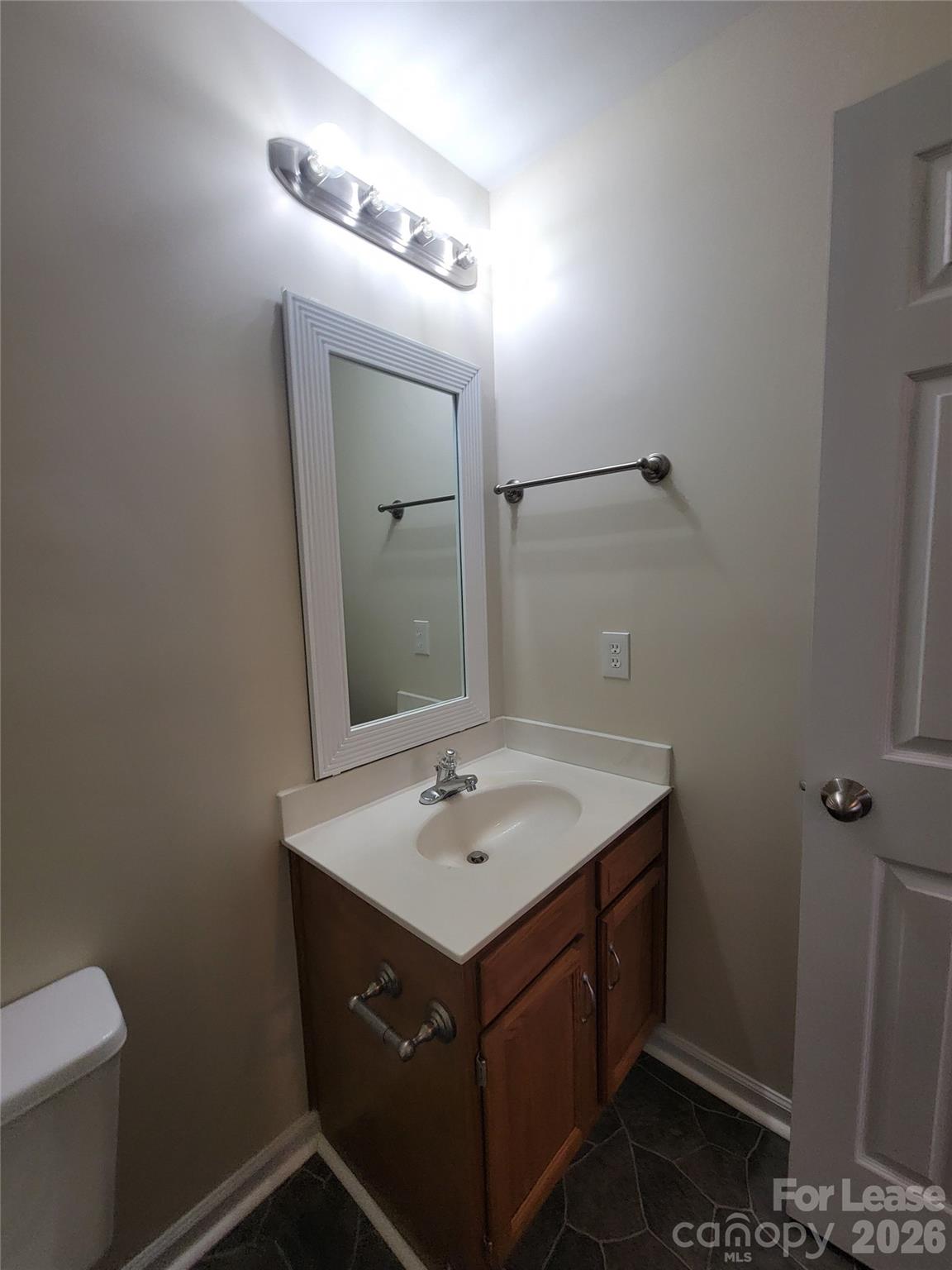 3811 Mosscroft Lane Property Photo 16