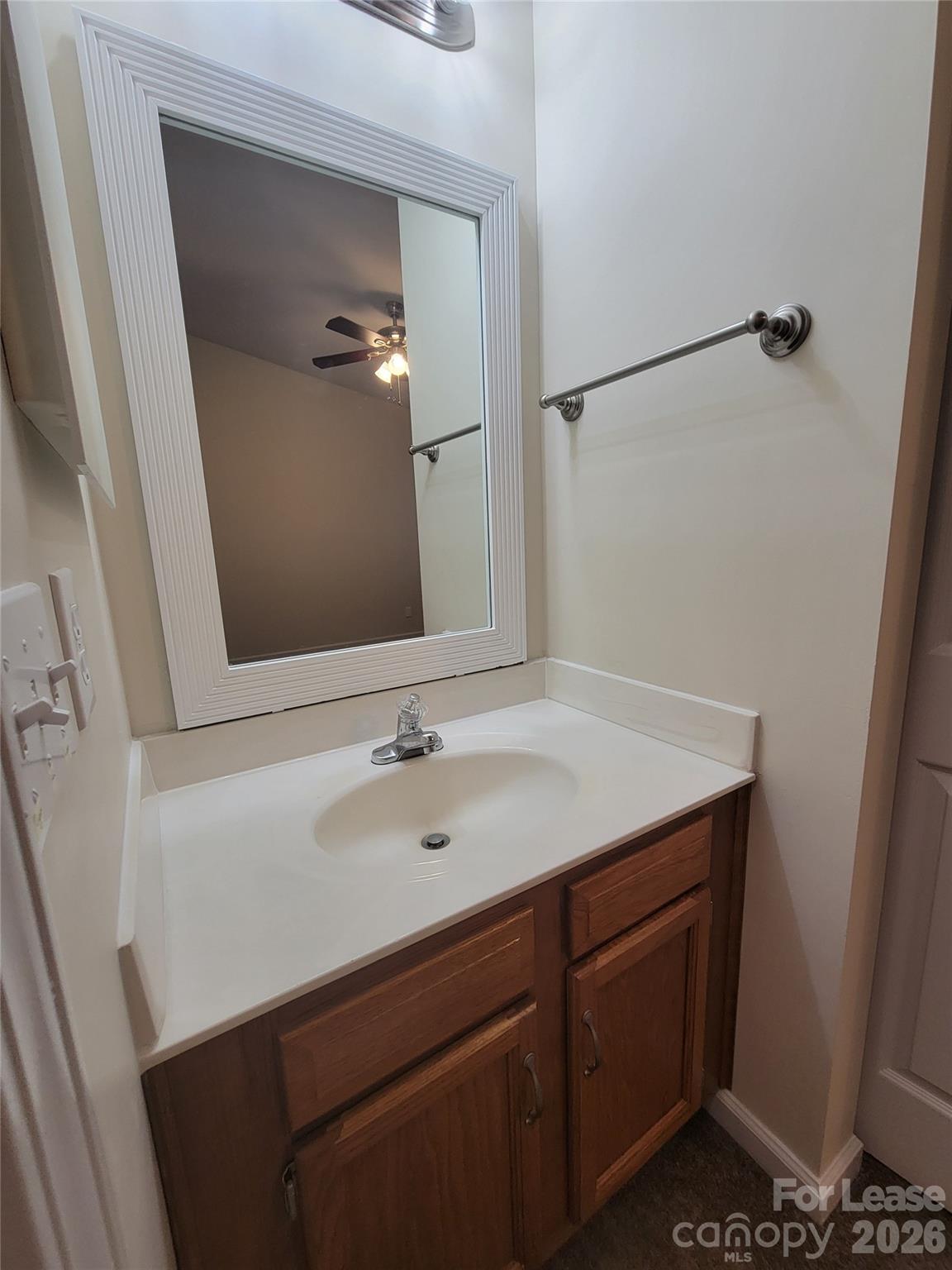 3811 Mosscroft Lane Property Photo 18