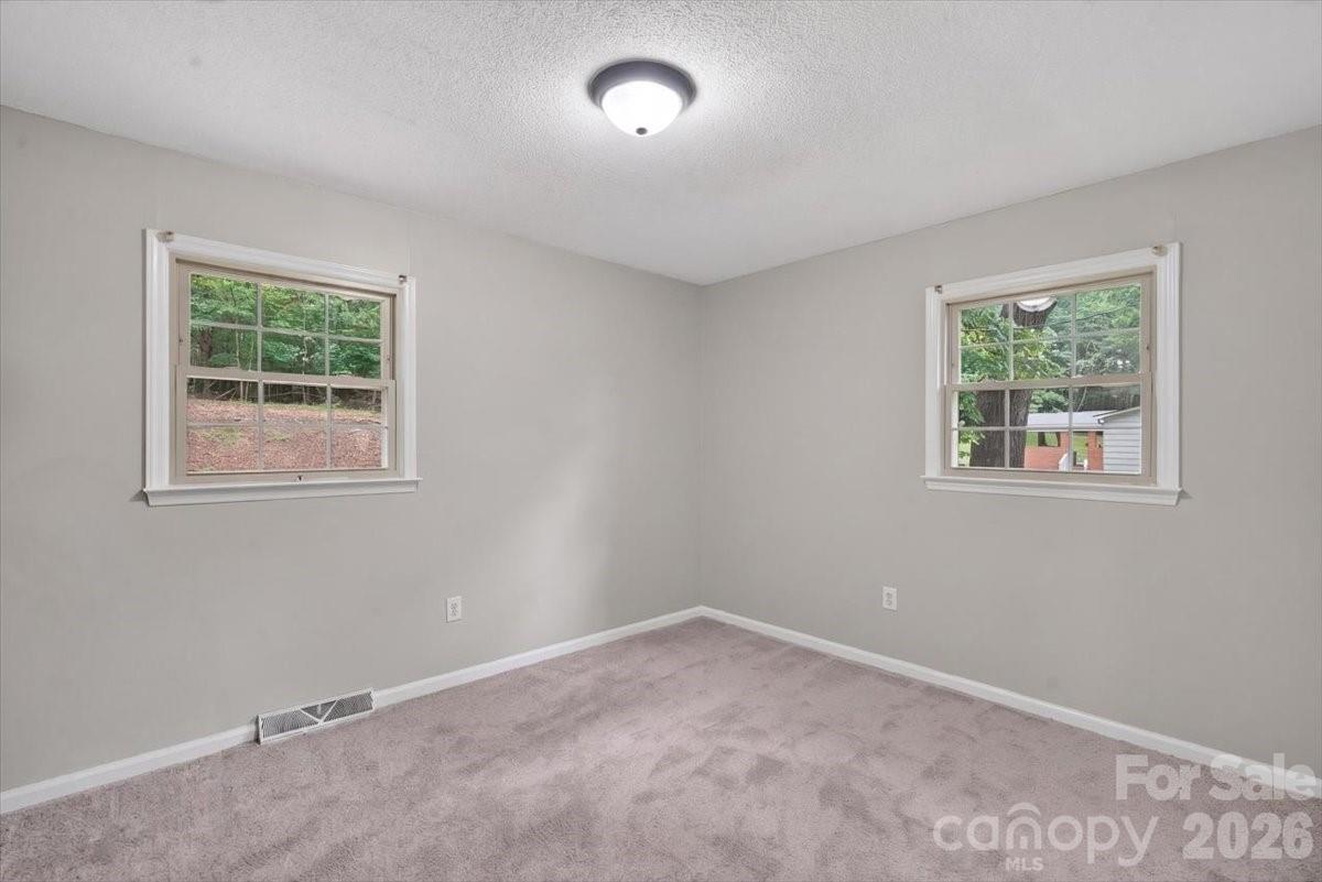 101 N Main Street Property Photo 15