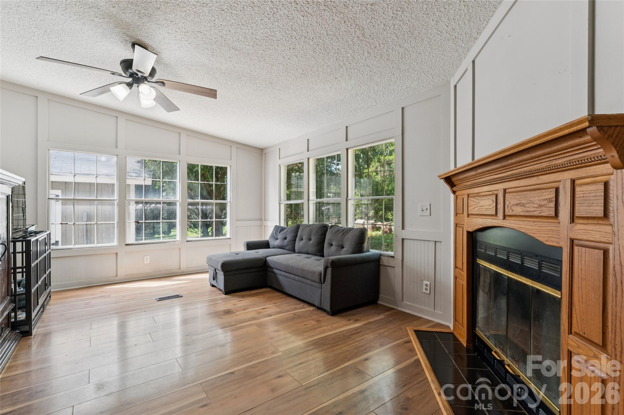 912 Grace Drive Property Photo 4