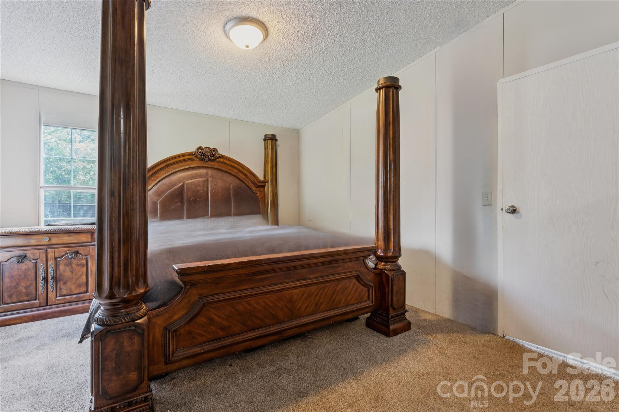 912 Grace Drive Property Photo 6