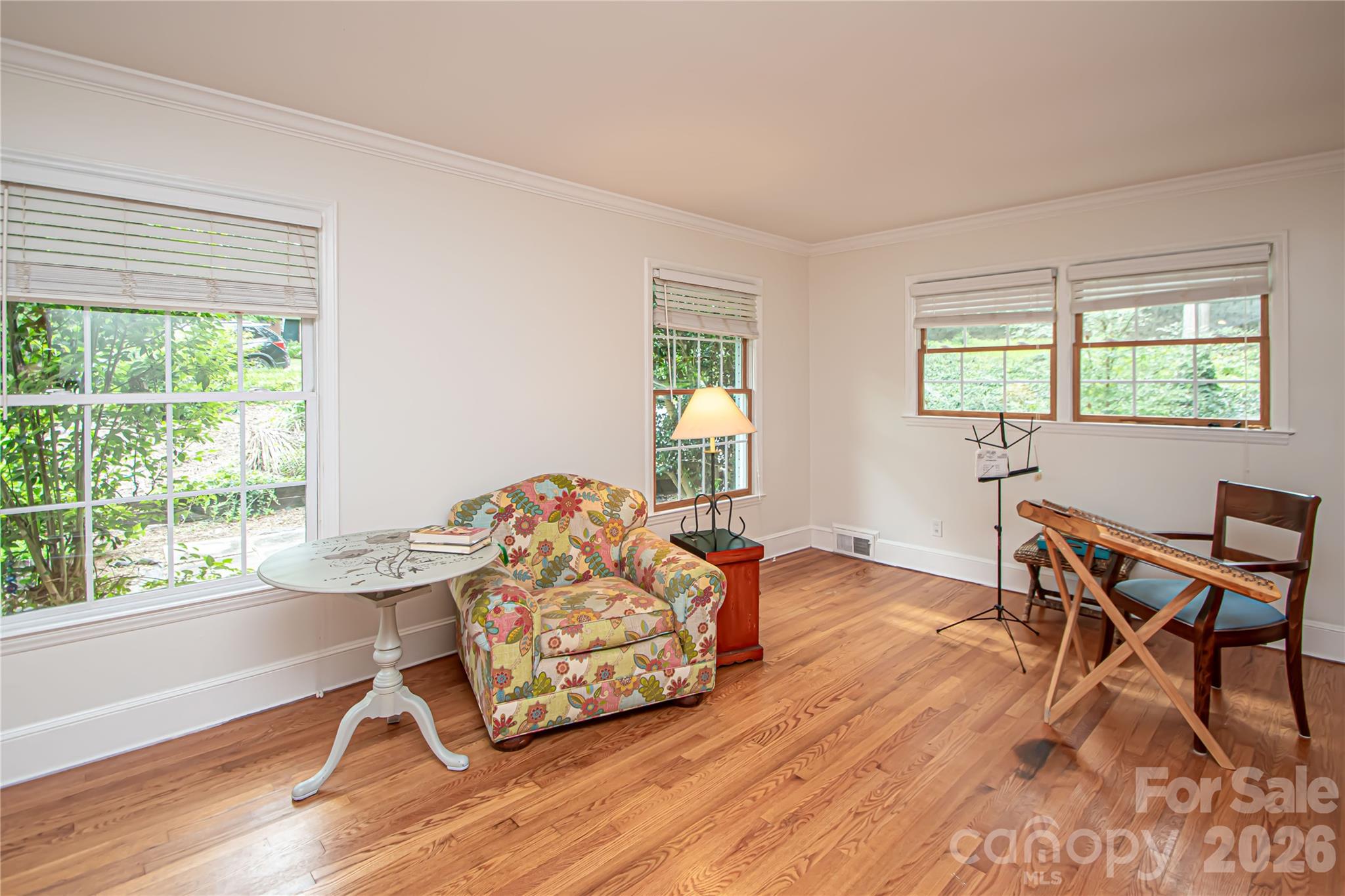 6836 Ronda Avenue Property Photo 11