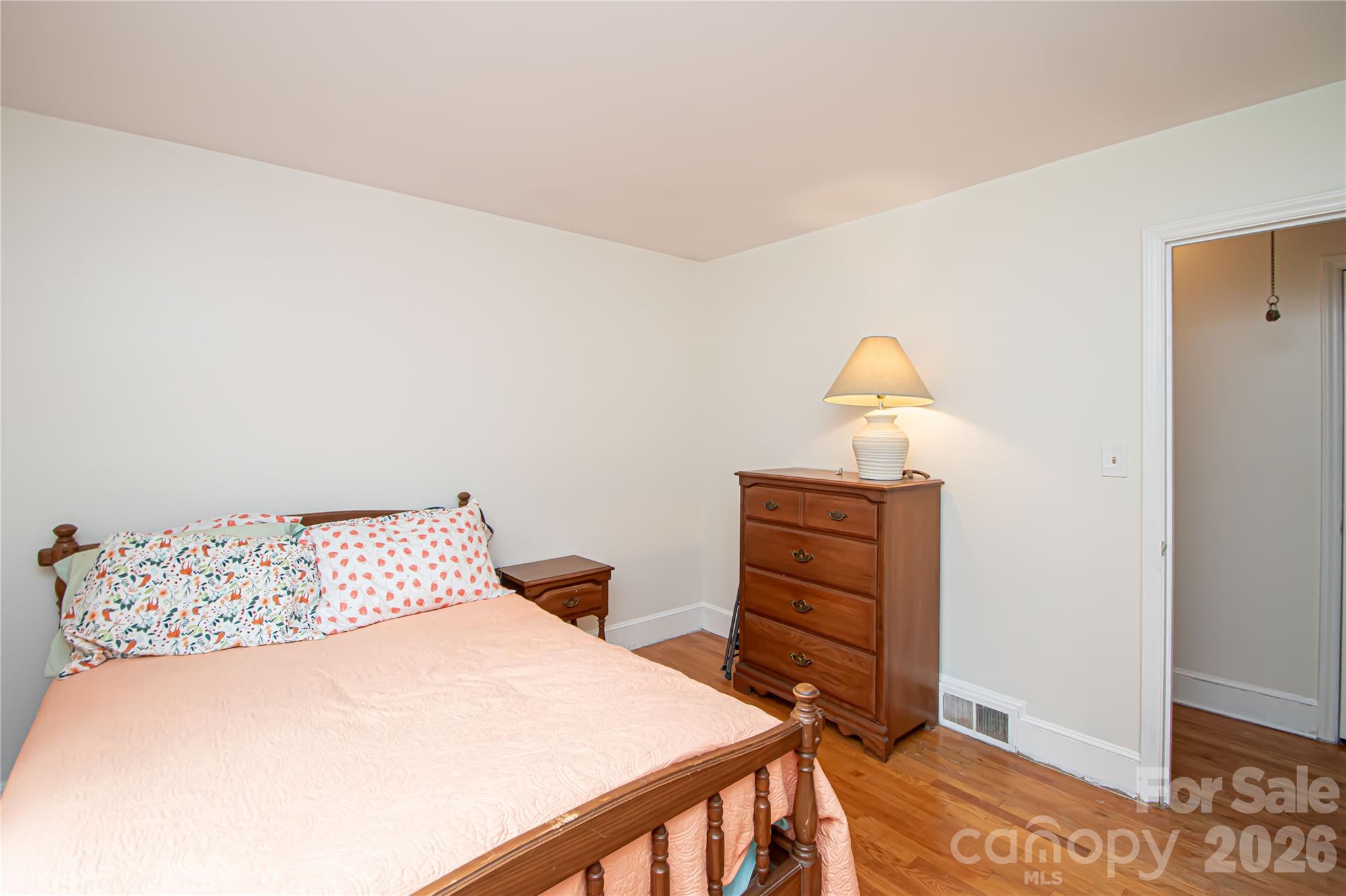 6836 Ronda Avenue Property Photo 27