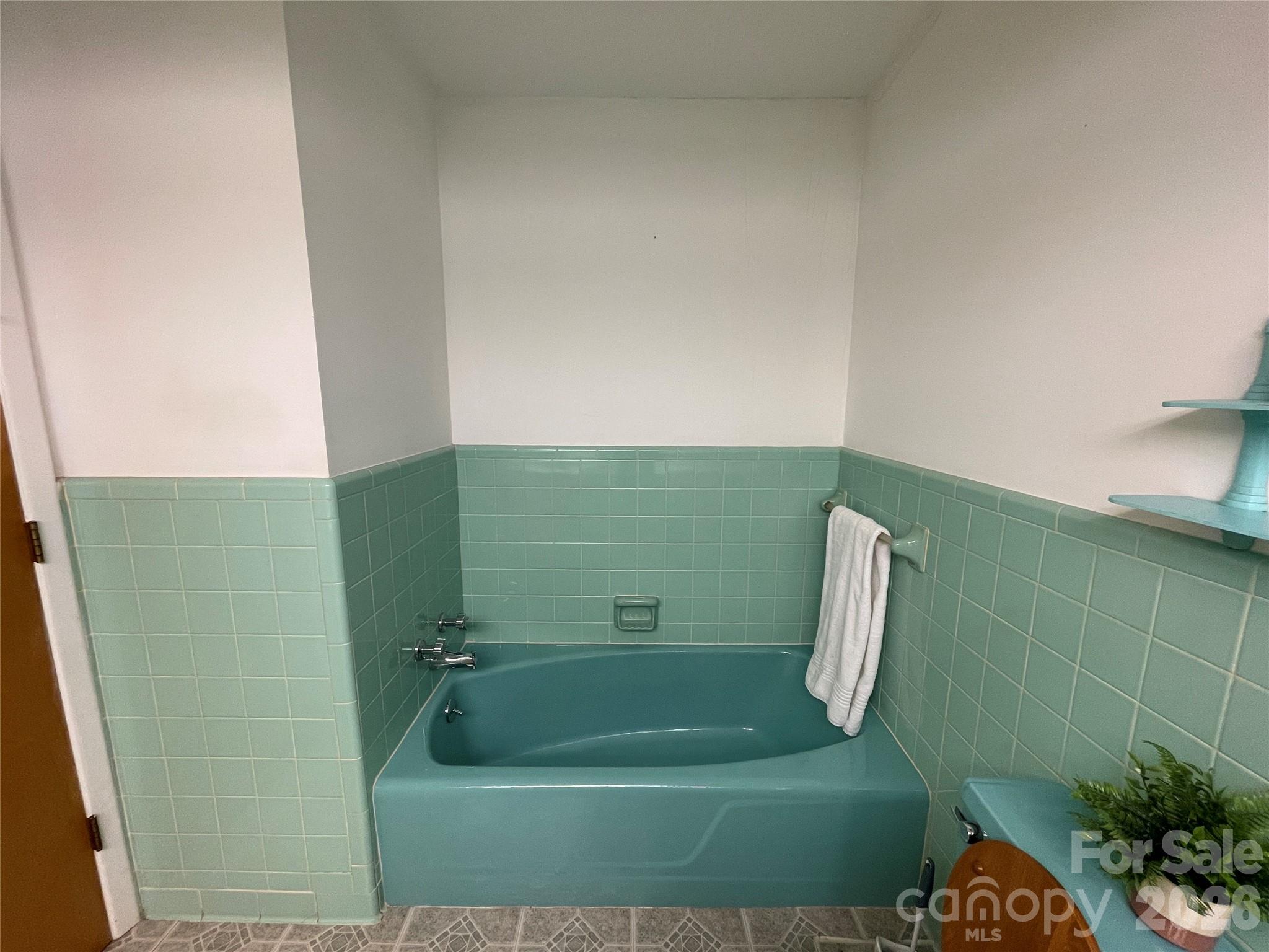 3209 Greenwood Park Circle Property Photo 18