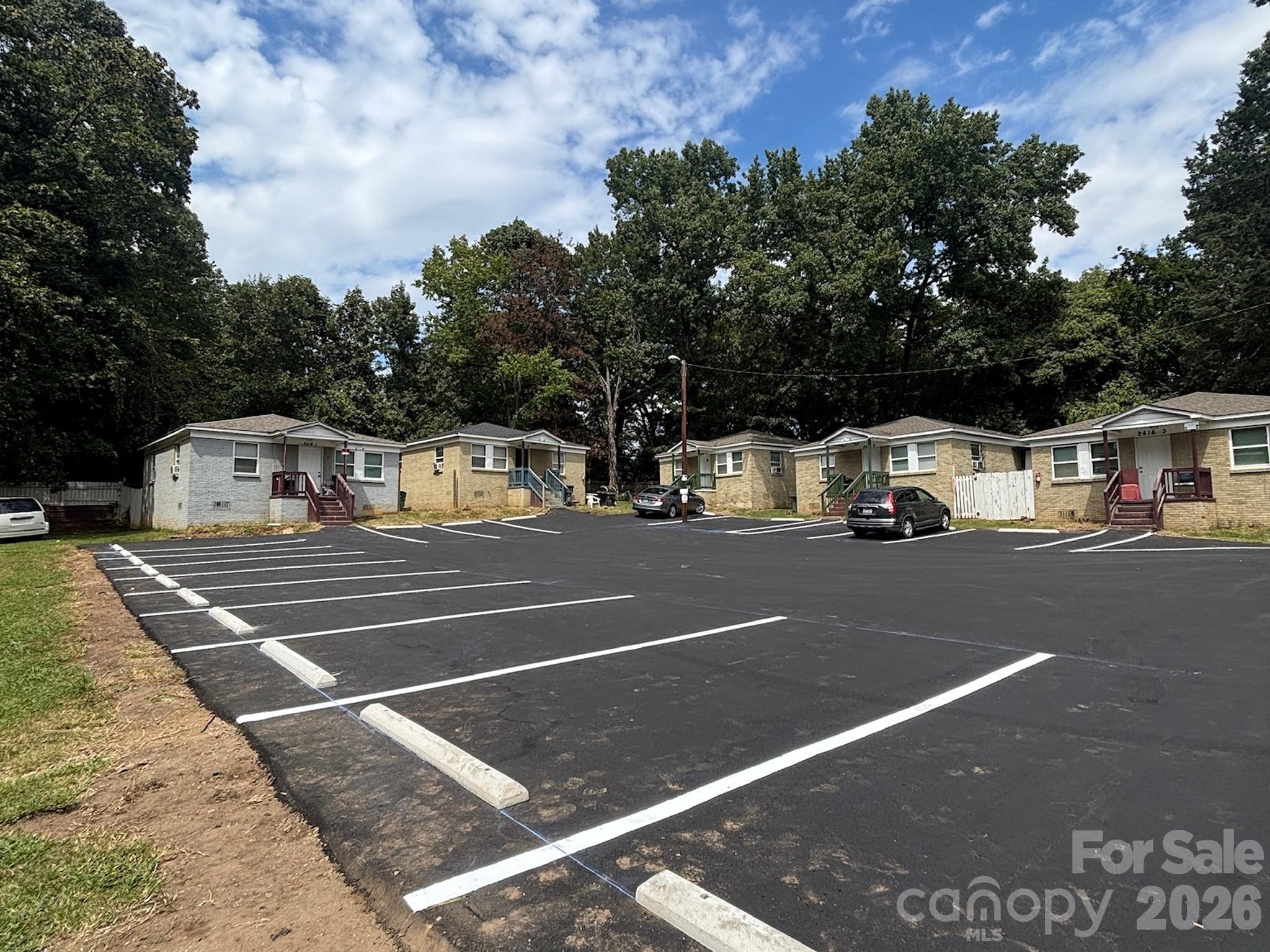 2416 Julia Avenue Property Photo 1