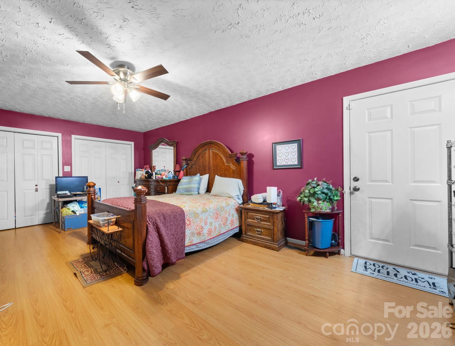 2504 Brentwood Circle Property Photo 7