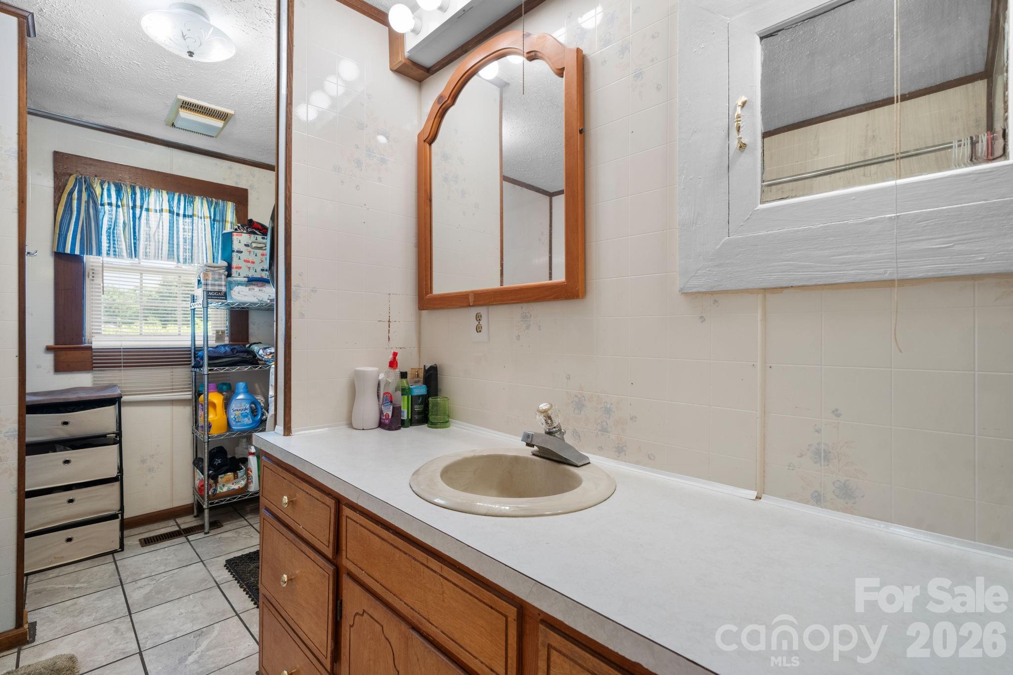 2504 Brentwood Circle Property Photo 13