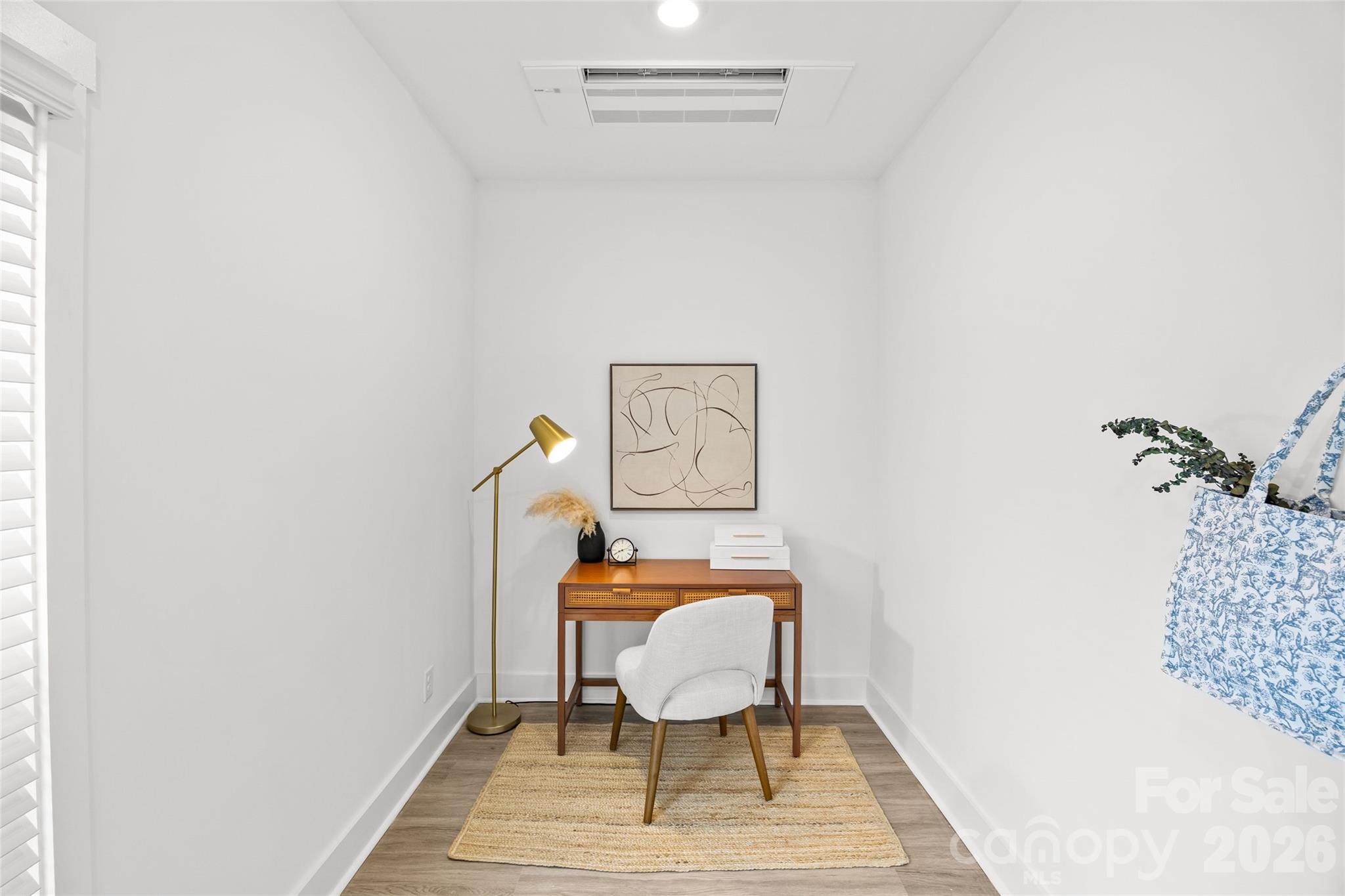 4039 S Tryon Street Property Photo 5