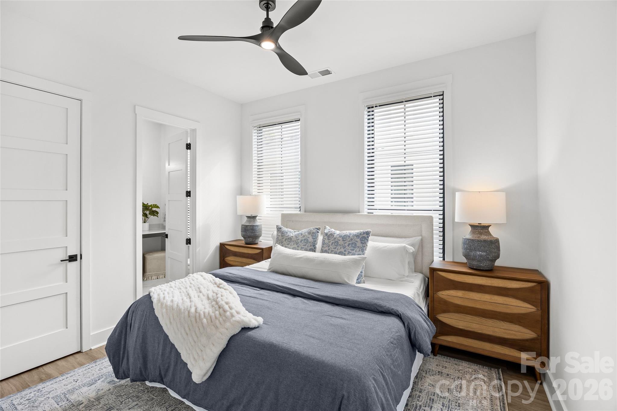 4039 S Tryon Street Property Photo 20