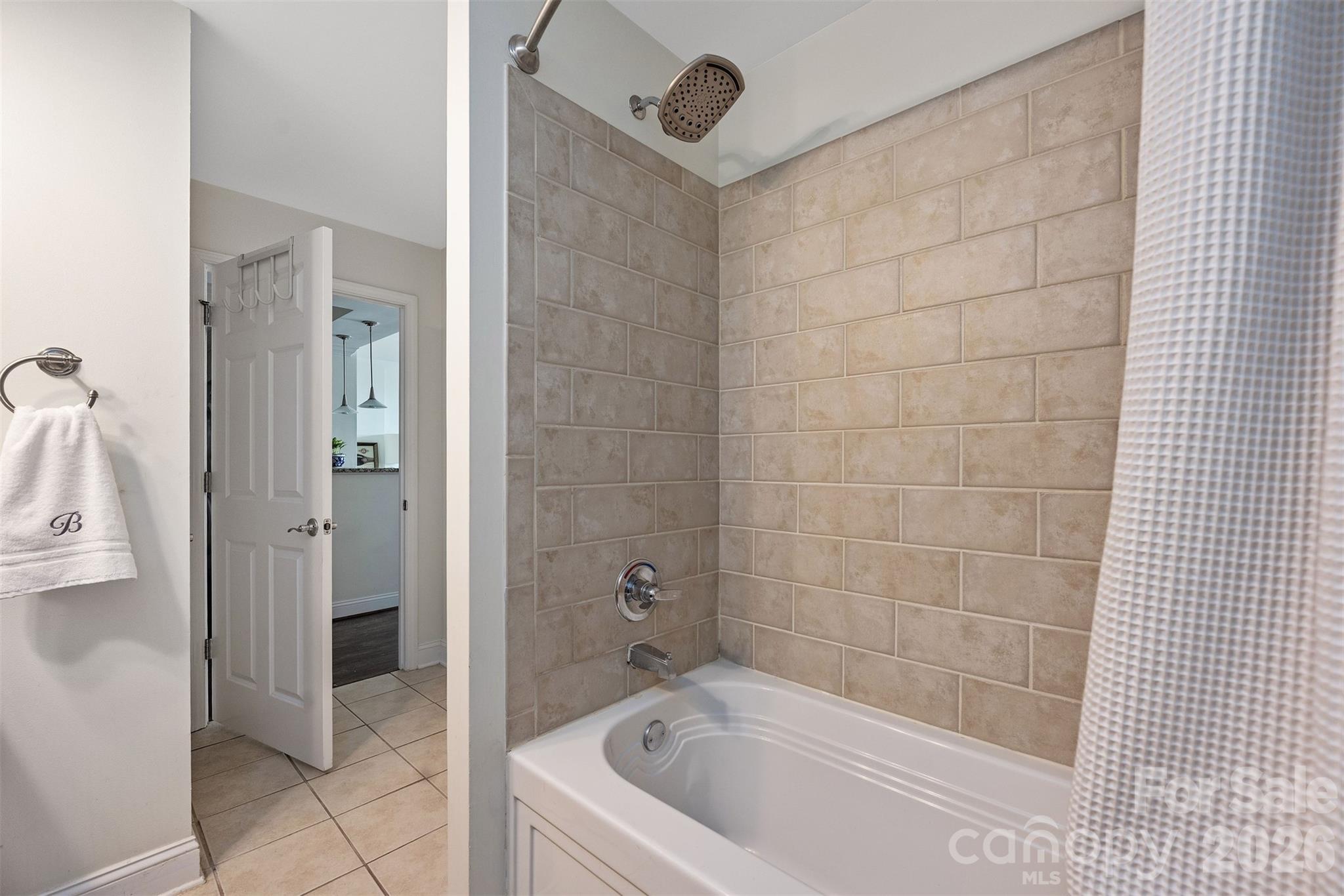 300 W 5th Street 419 Property Photo 16