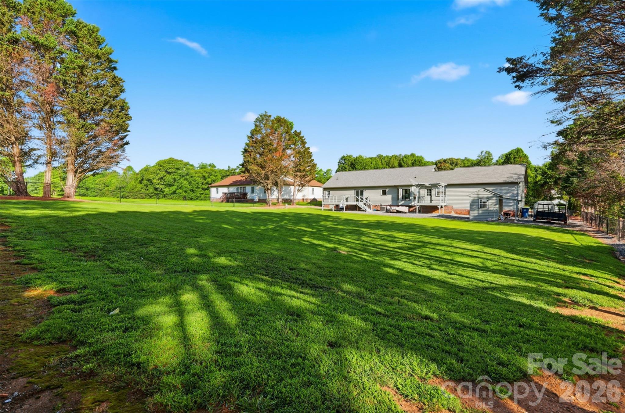 40 Candlewick Cove Drive Property Photo 3