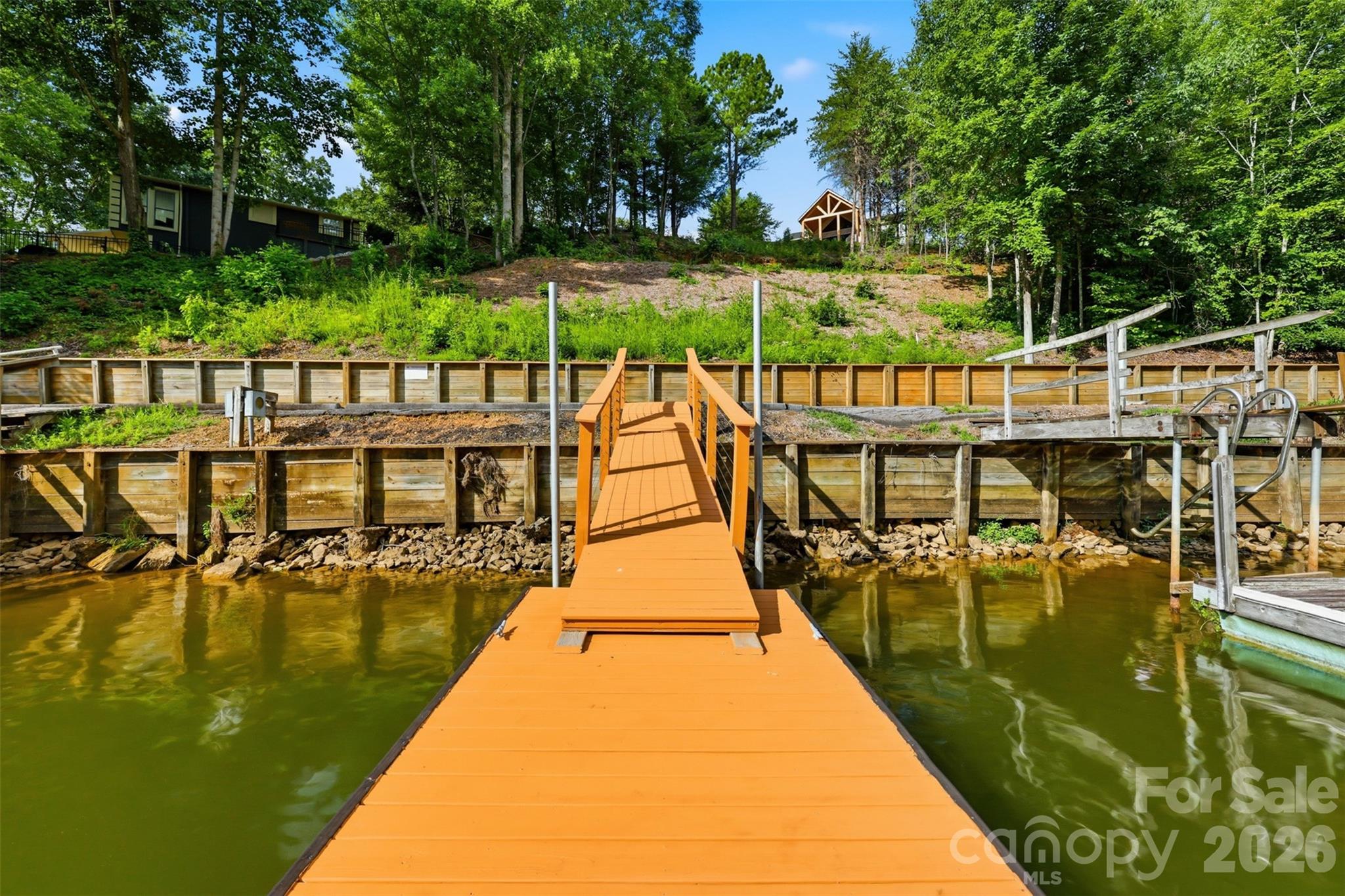 40 Candlewick Cove Drive Property Photo 3