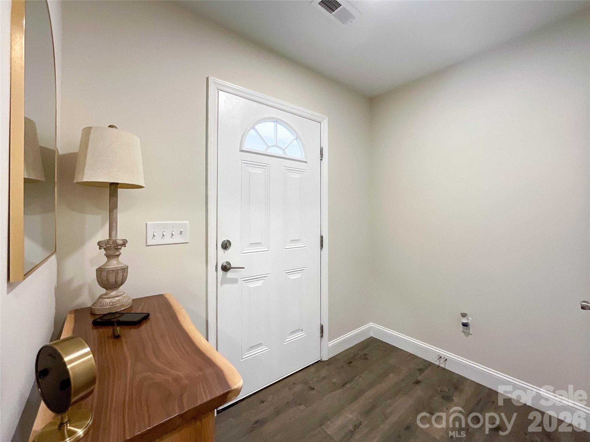404 White Store Road Property Photo 2