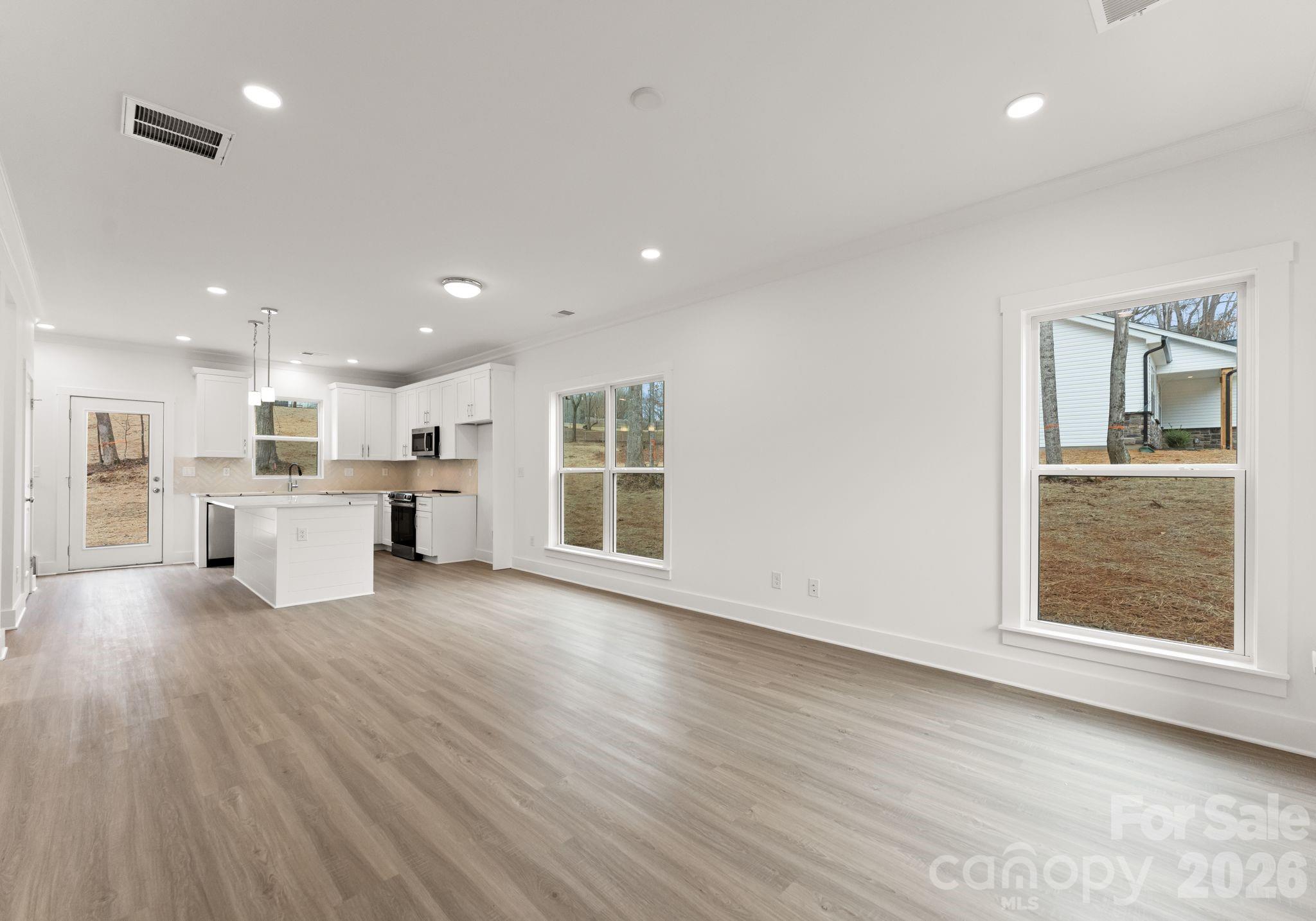 1906 Rucker Road Property Photo 2