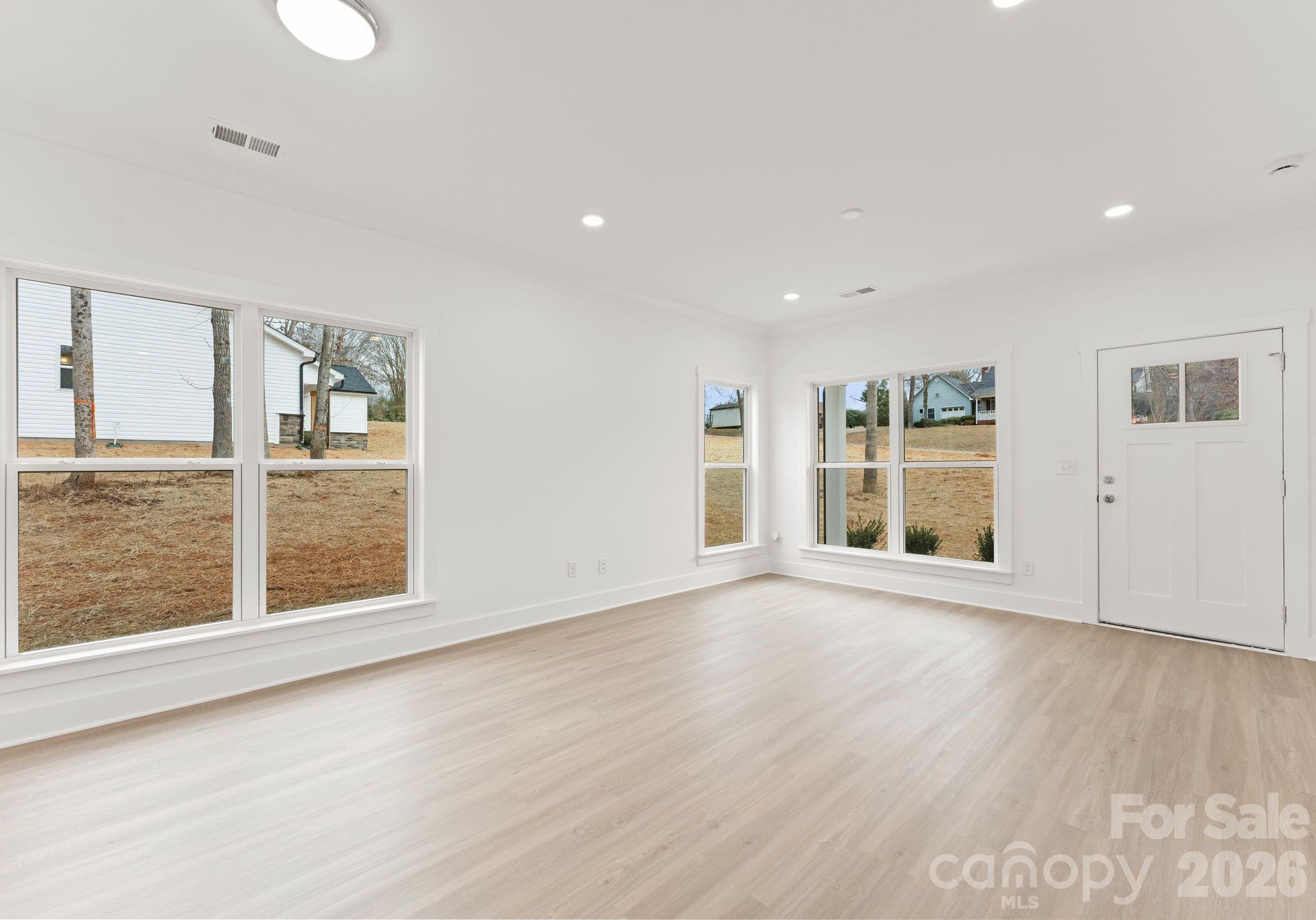 1906 Rucker Road Property Photo 3