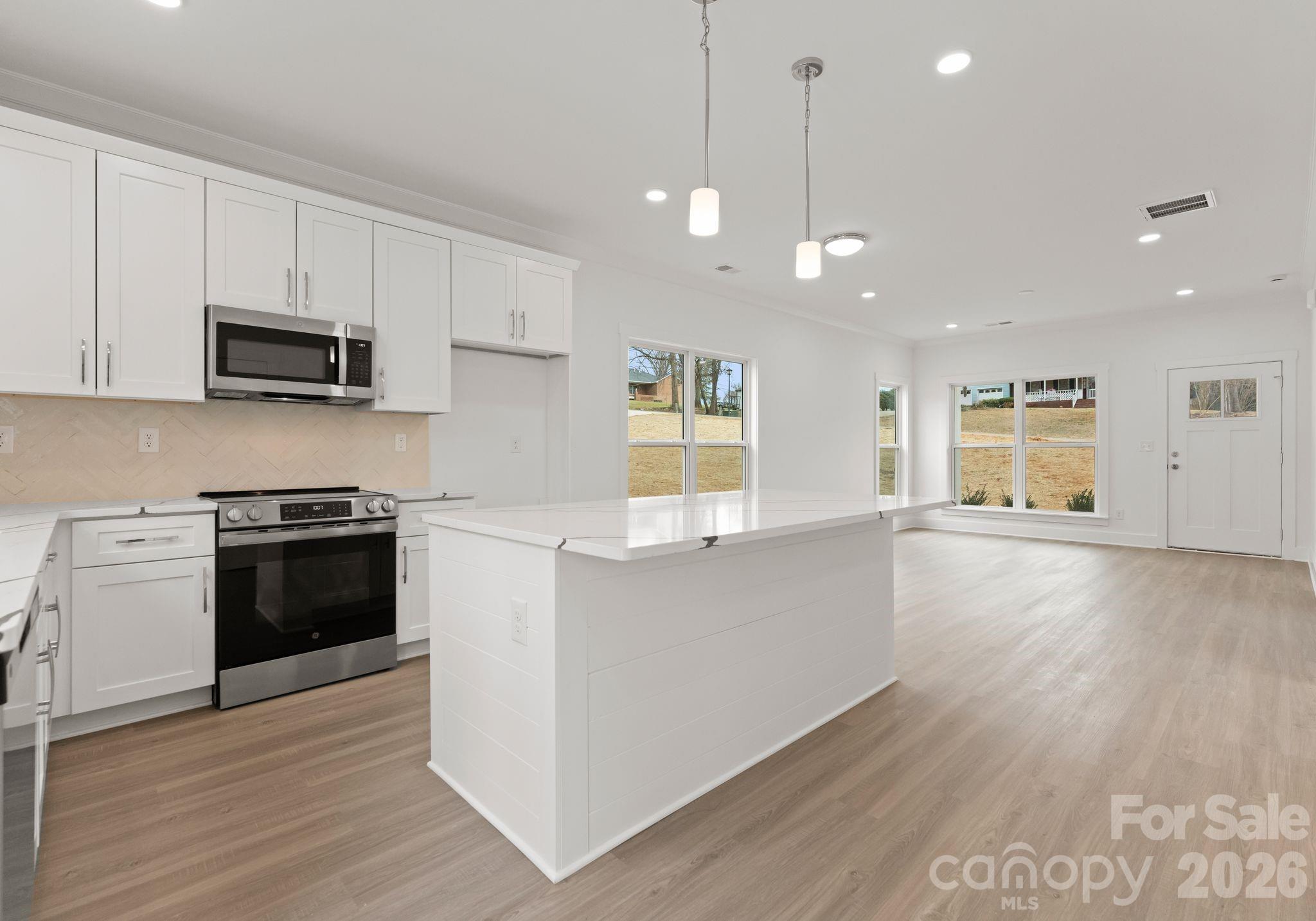 1906 Rucker Road Property Photo 6
