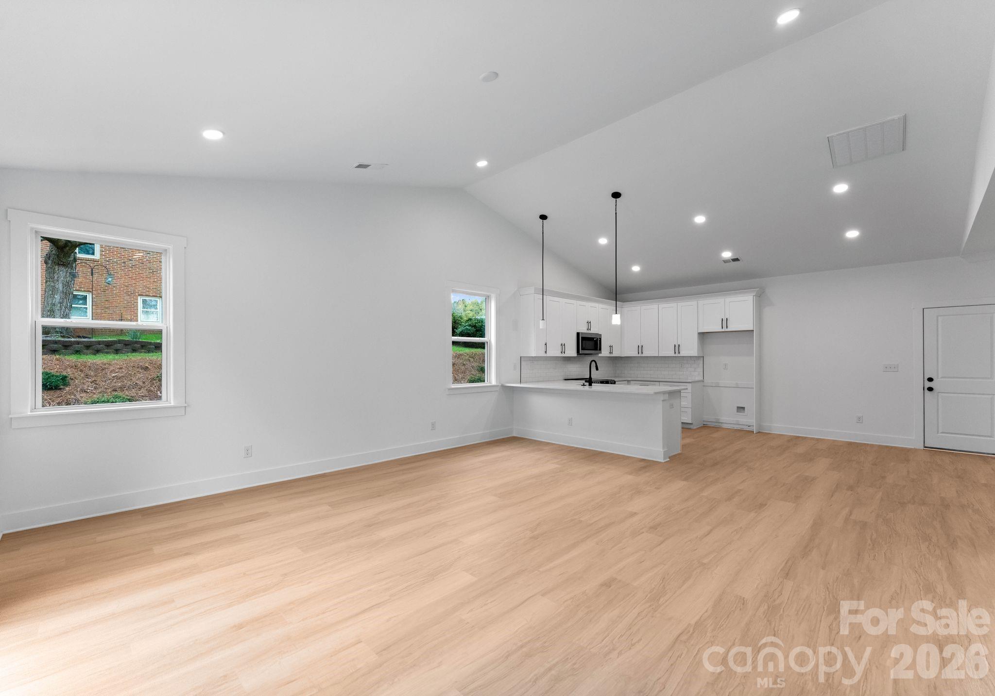 220 Nancy Drive Property Photo 10