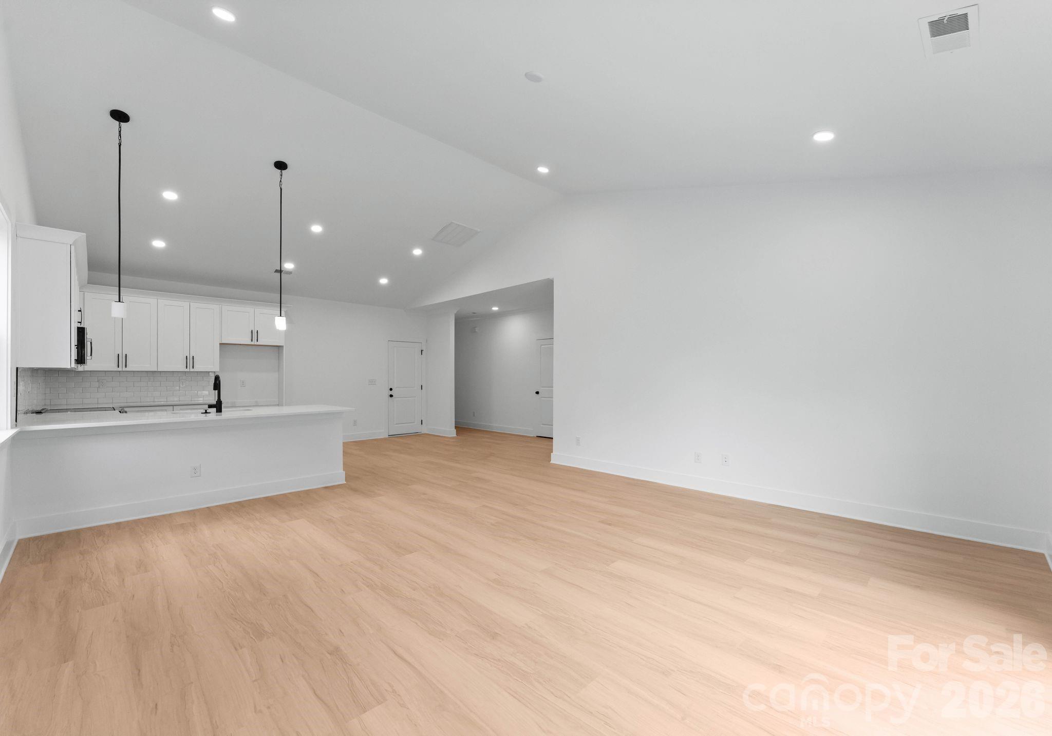 220 Nancy Drive Property Photo 11