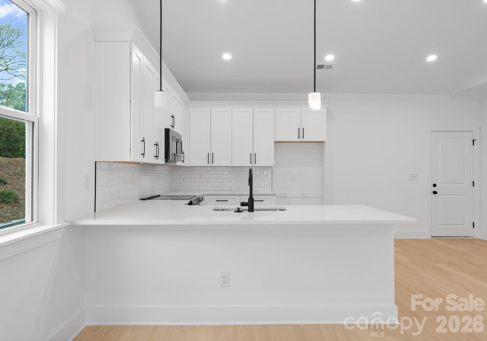 220 Nancy Drive Property Photo 12
