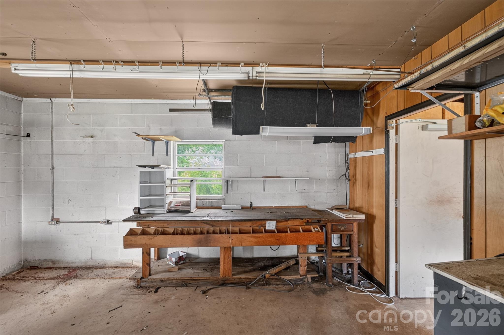 147 B And S Lane Property Photo 10