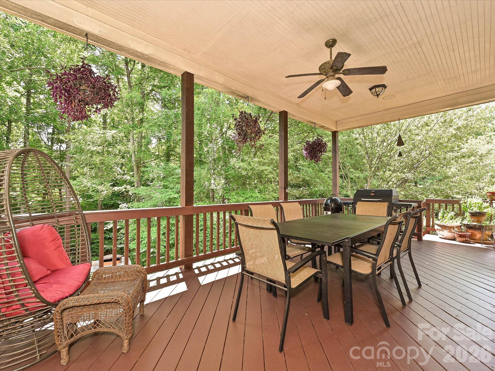 2325 Herrons Nest Place Property Photo 24