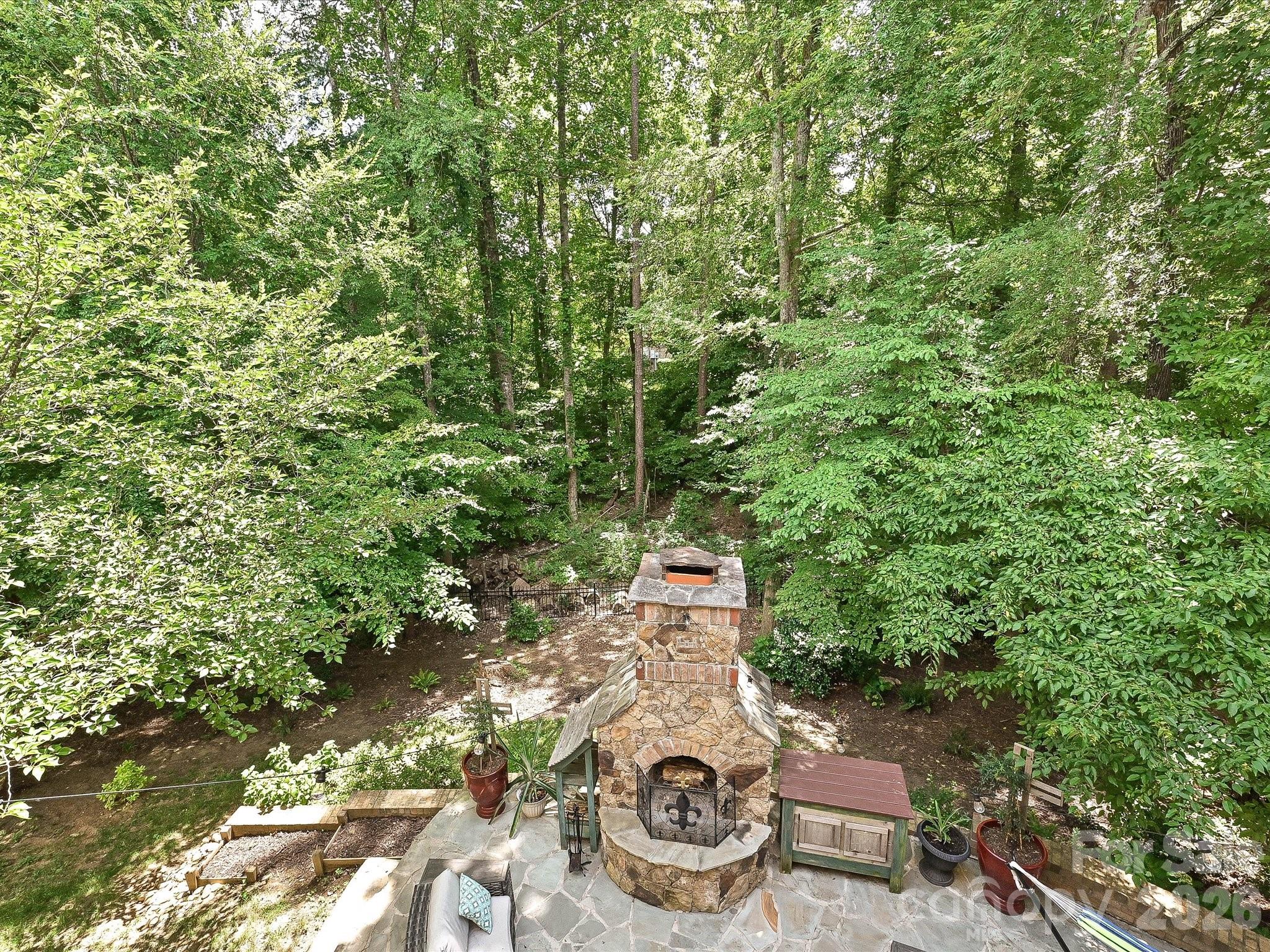 2325 Herrons Nest Place Property Photo 25