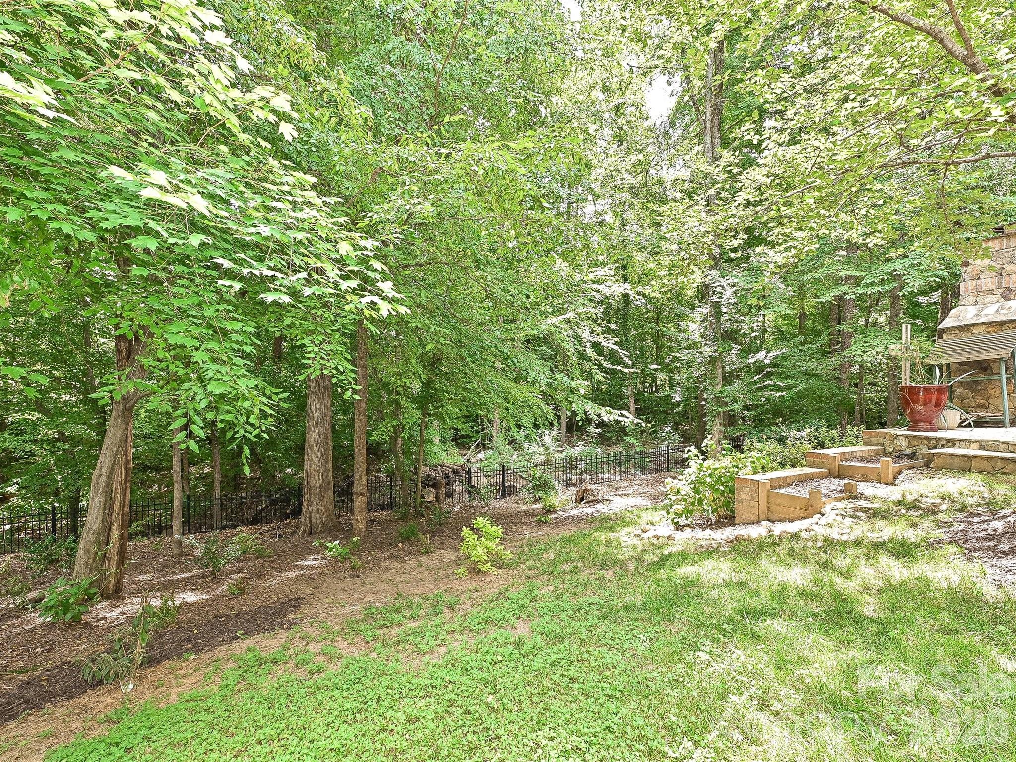 2325 Herrons Nest Place Property Photo 46