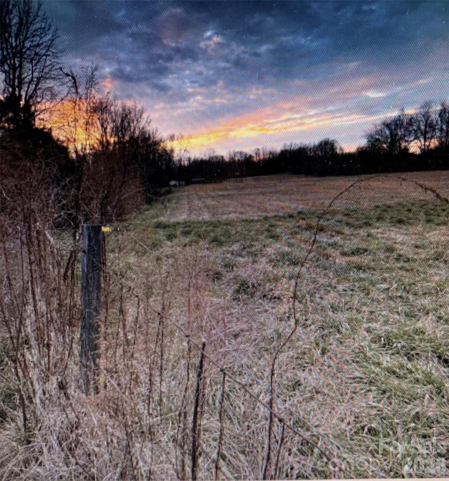 560 Fayette Road Property Photo