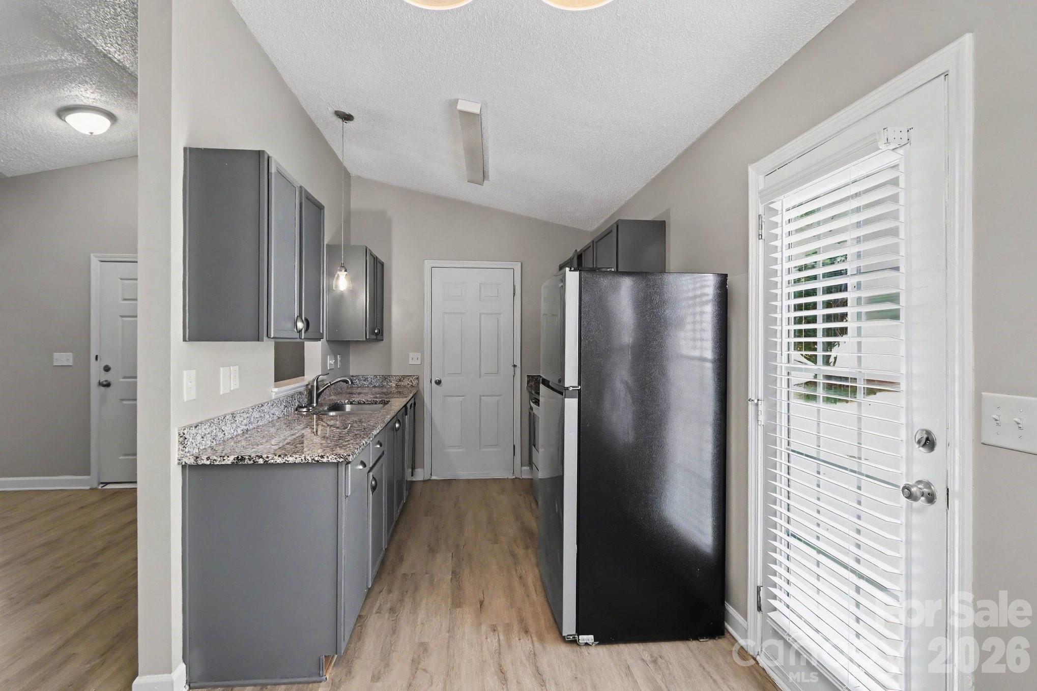 7035 Red Bud Circle Property Photo 4