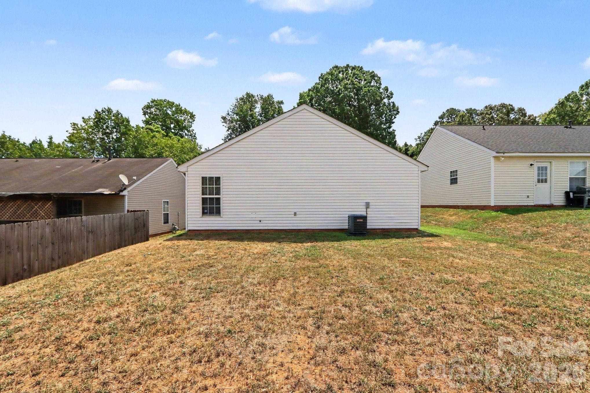 7035 Red Bud Circle Property Photo 15