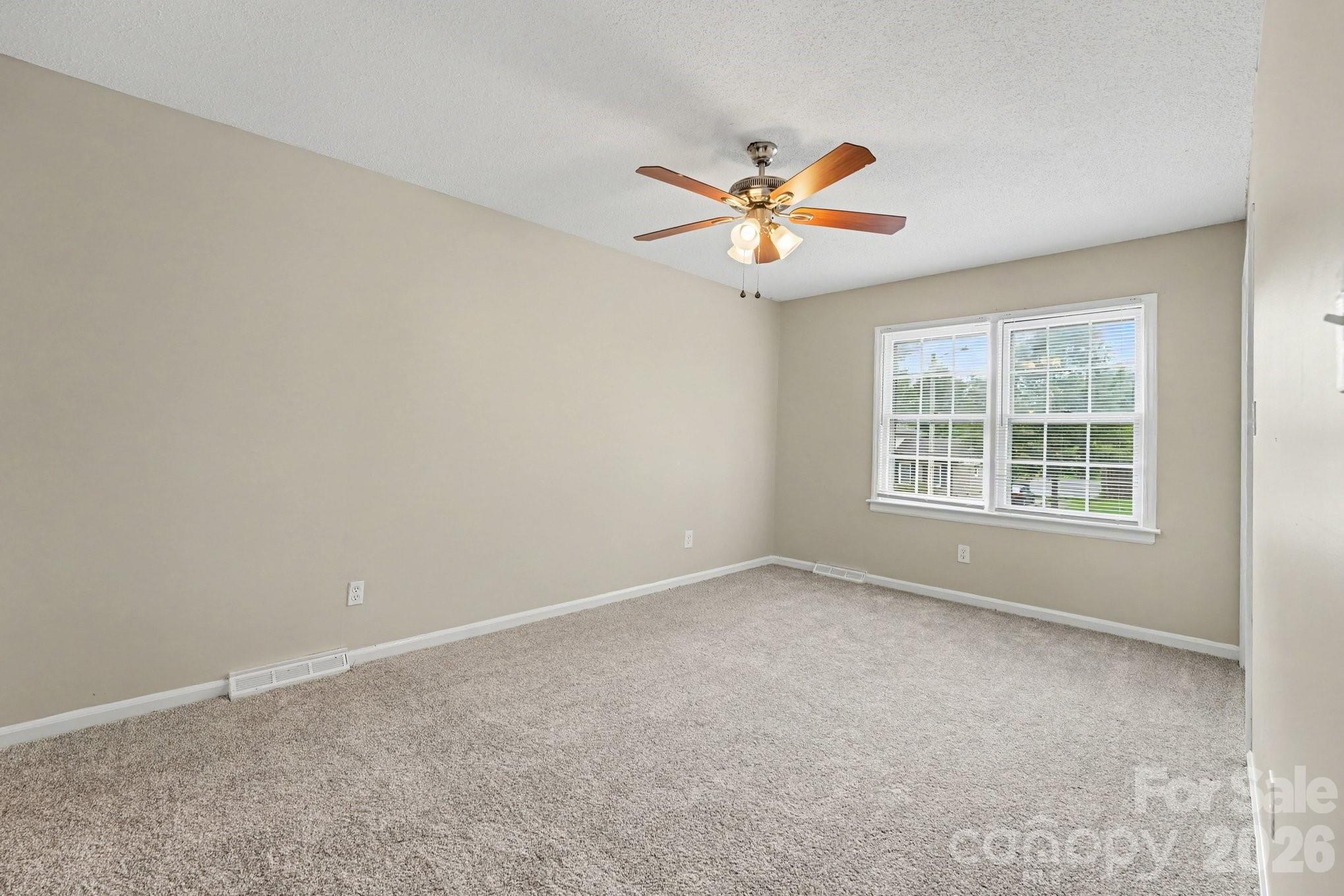 630 Colonial Drive Property Photo 17