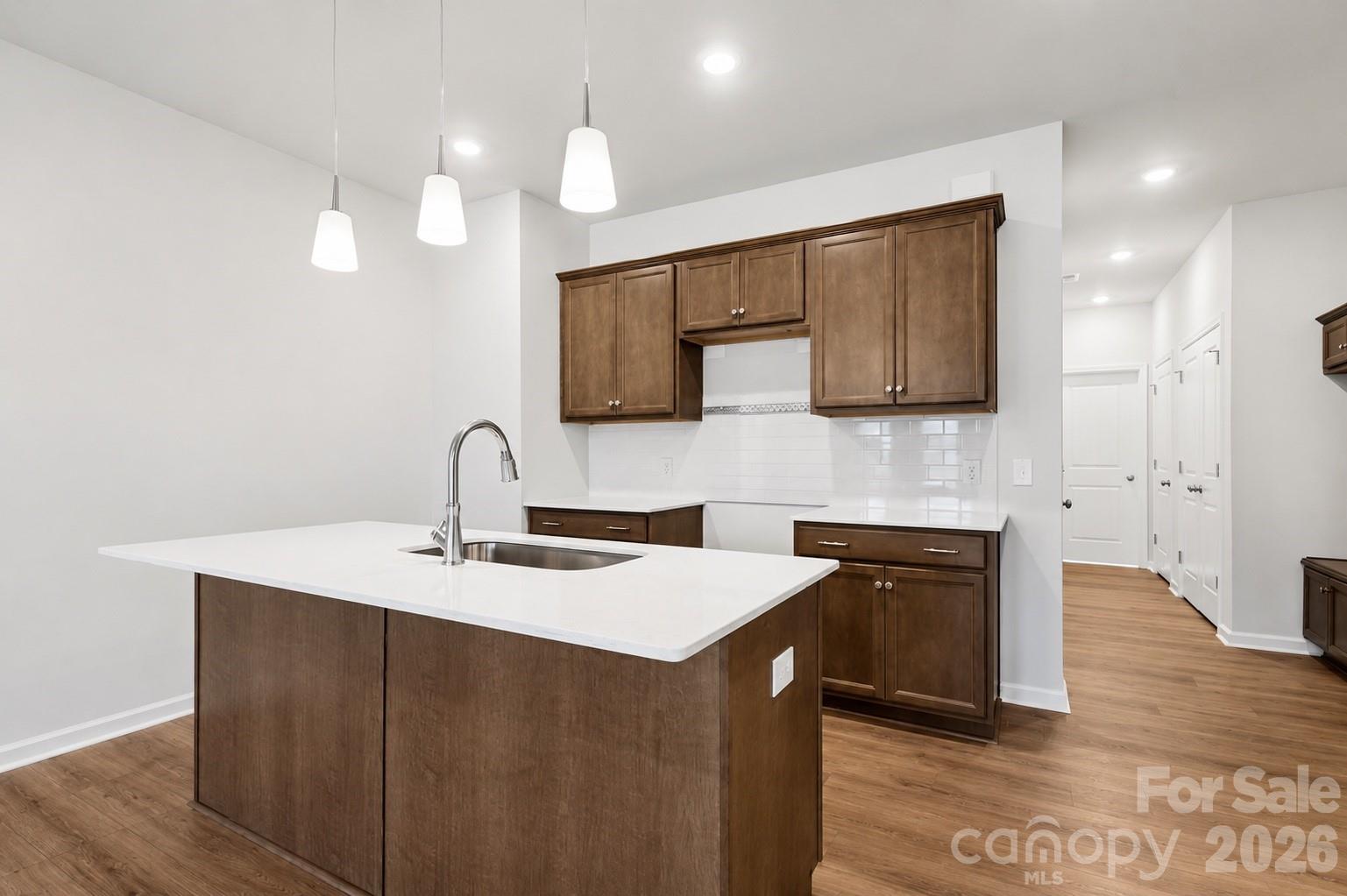 4632 Lakeview Road Property Photo 5