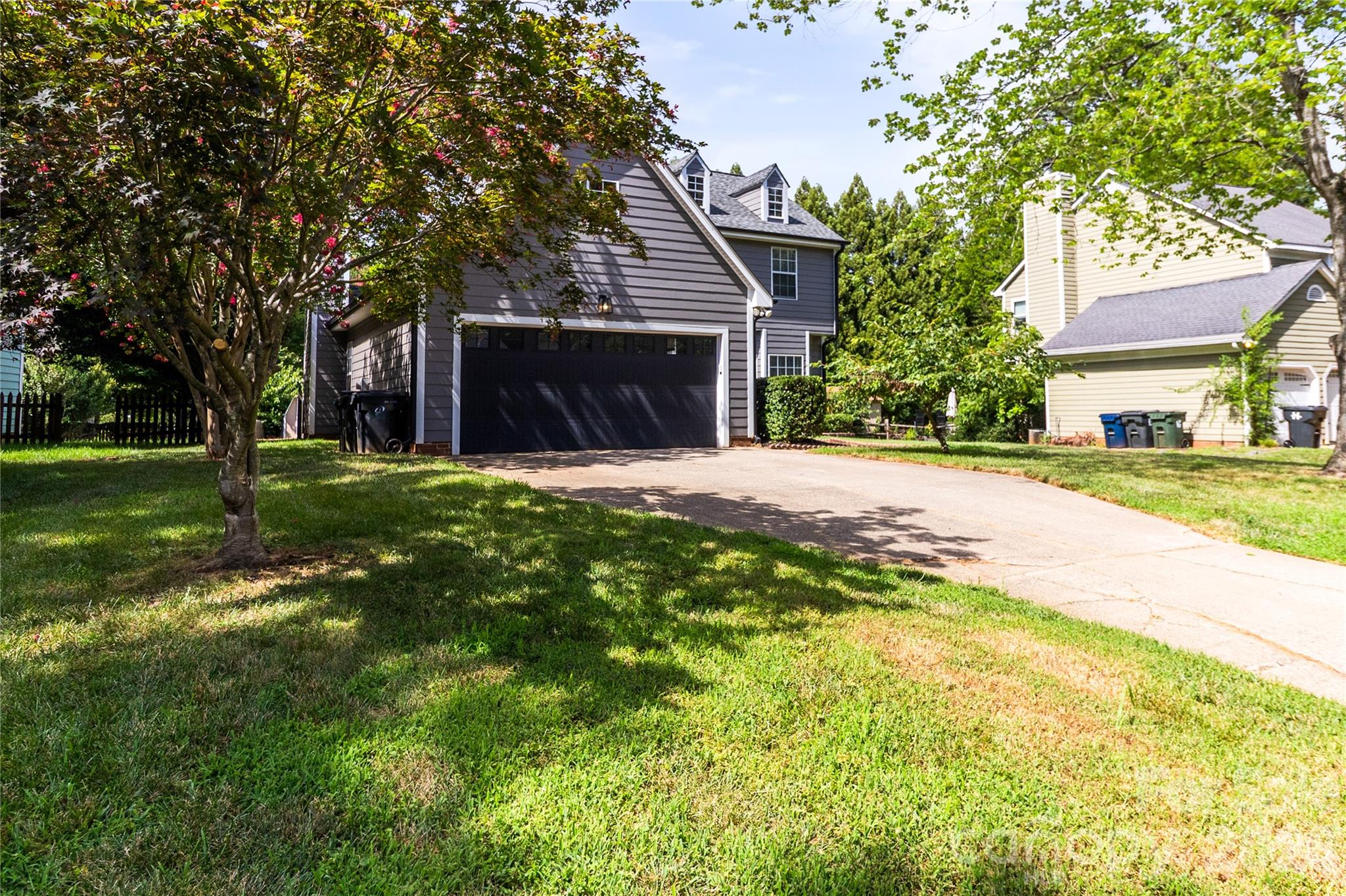 12321 Sparkling Way Property Photo 5