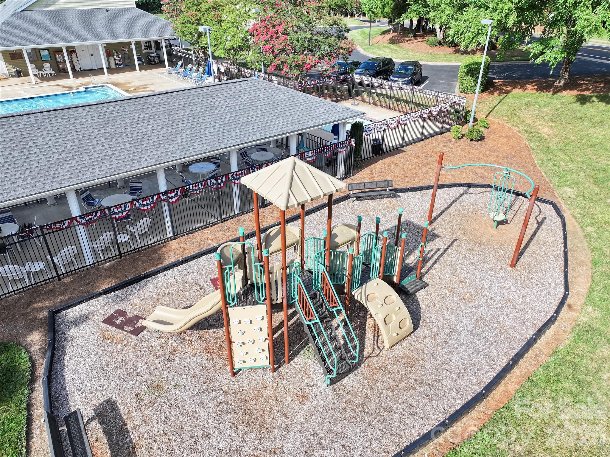 12321 Sparkling Way Property Photo 31