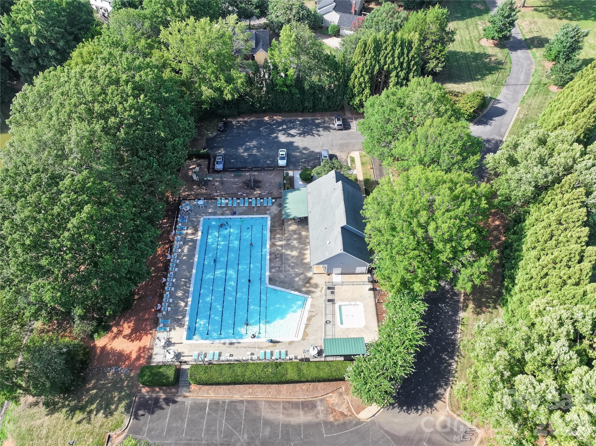 12321 Sparkling Way Property Photo 33