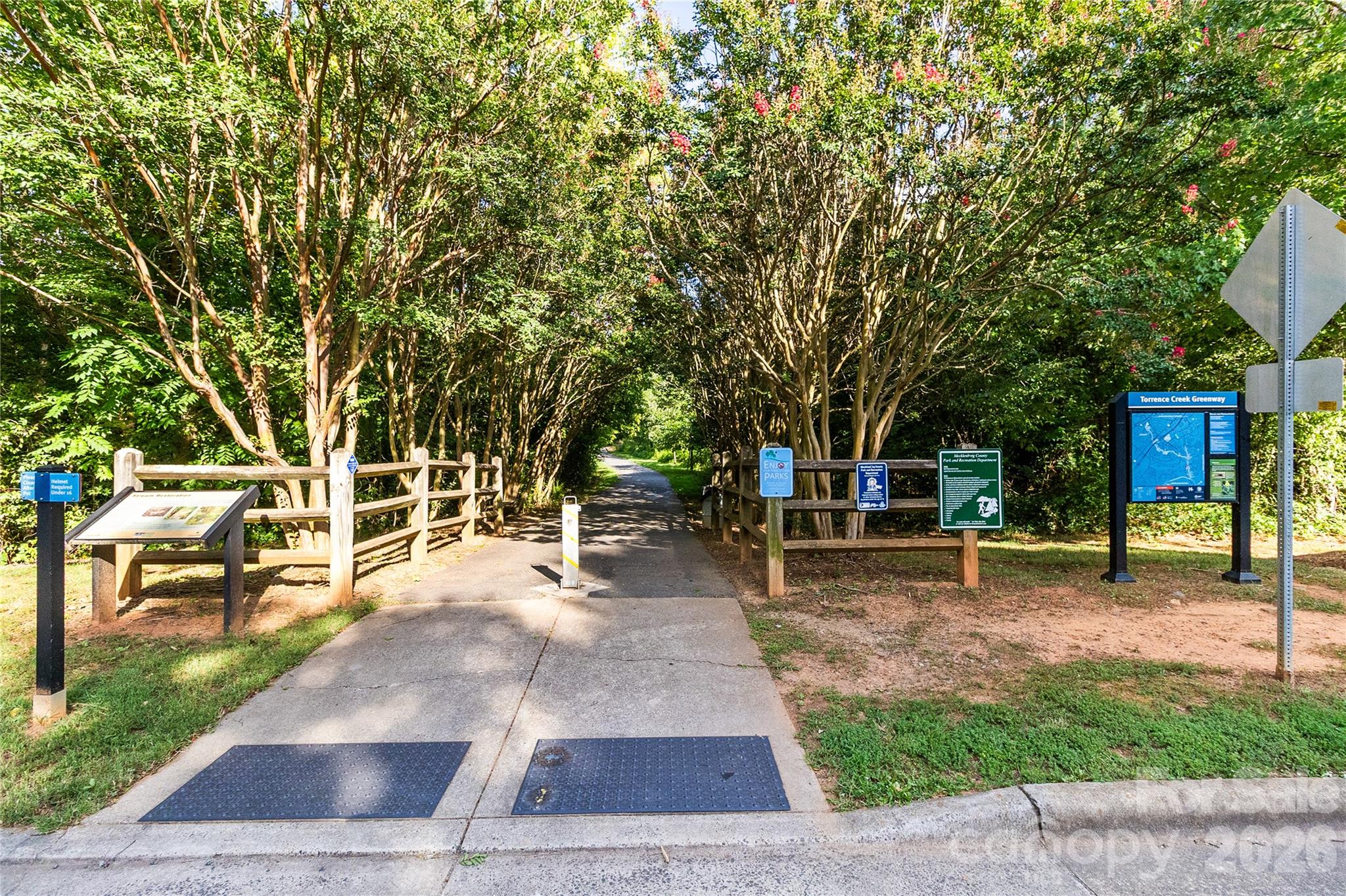 12321 Sparkling Way Property Photo 36