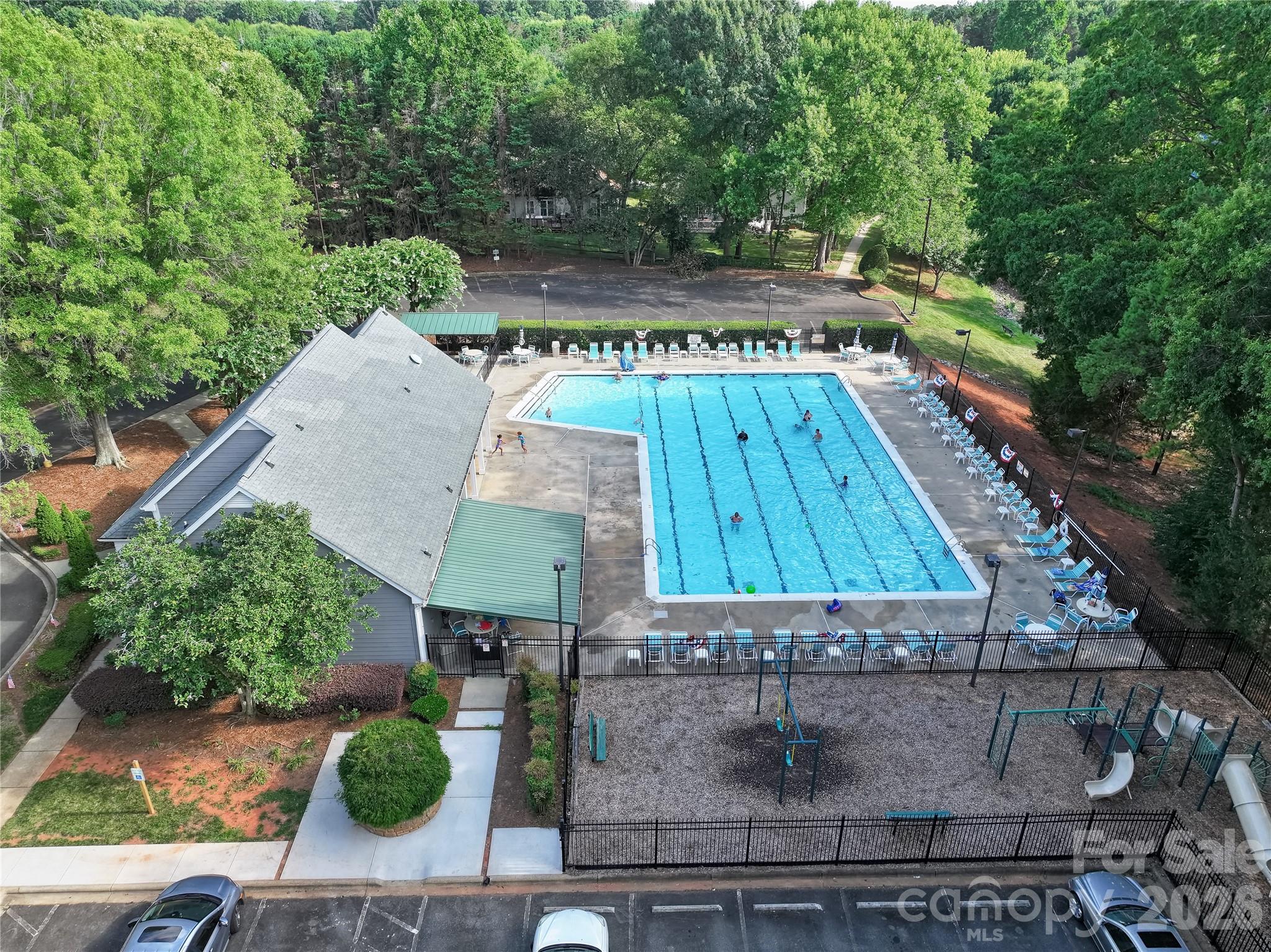 12321 Sparkling Way Property Photo 40