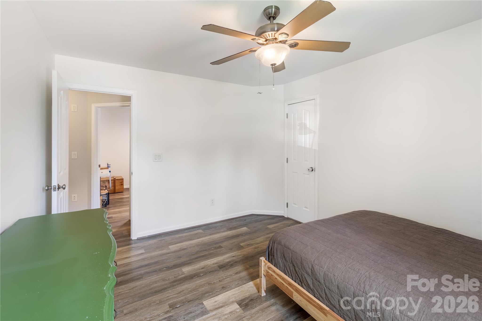 9800 Furlong Trail Property Photo 16
