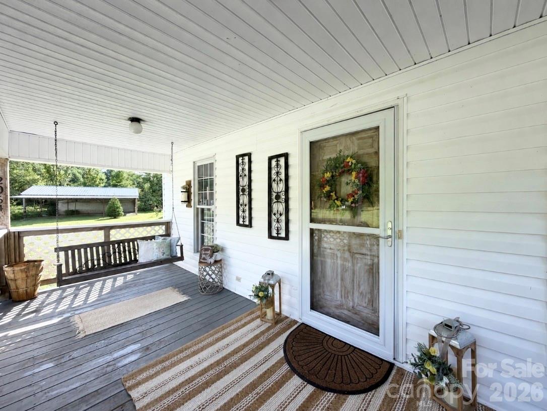 2064 Alberton Lane Property Photo 4