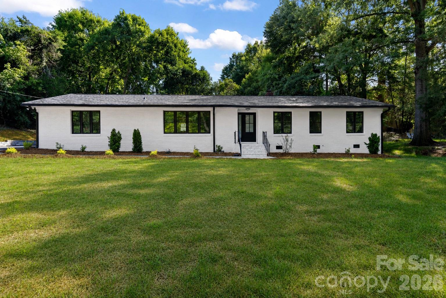 8033 Ritter Drive Property Photo 2