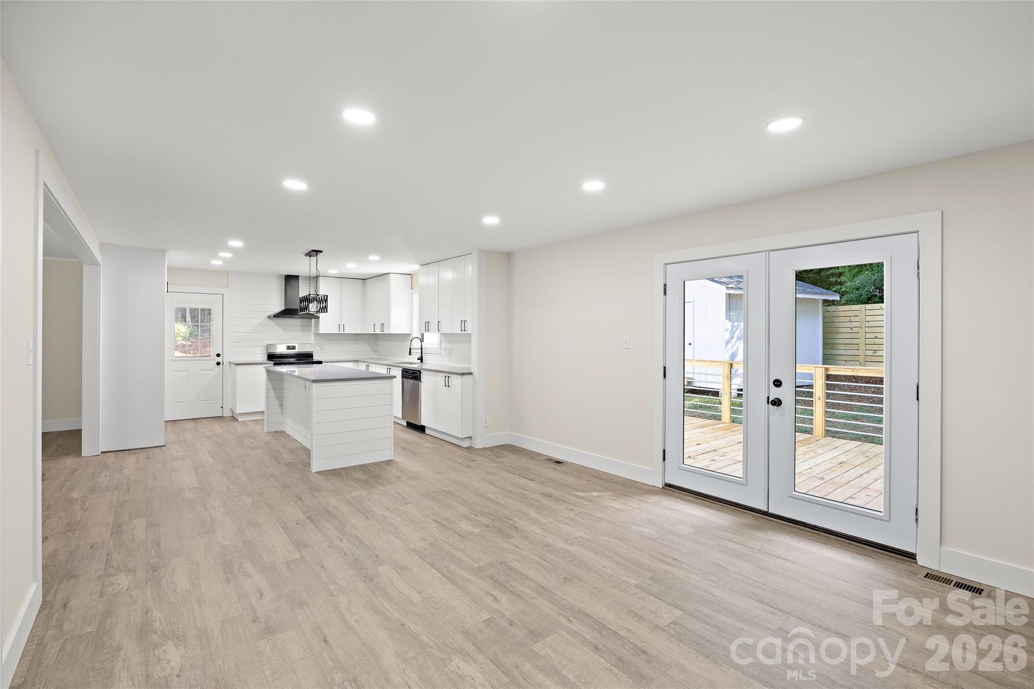 8033 Ritter Drive Property Photo 15